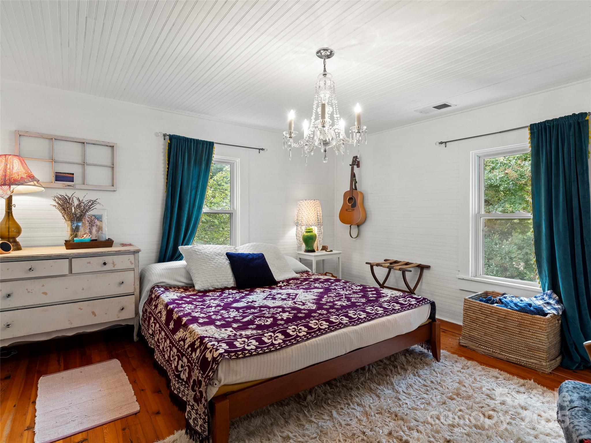 27 Barkn Cove — Canton