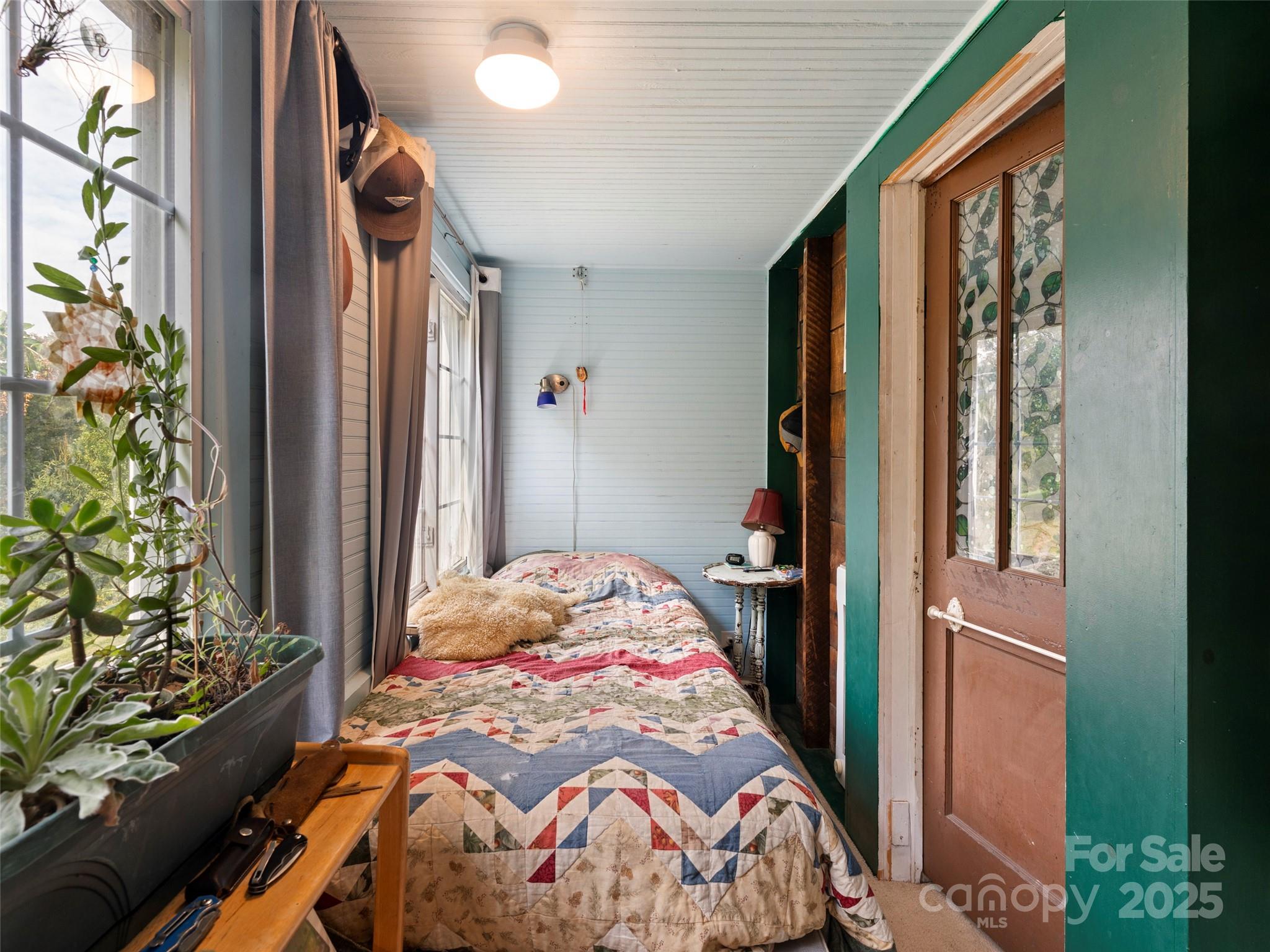 27 Barkn Cove — Canton
