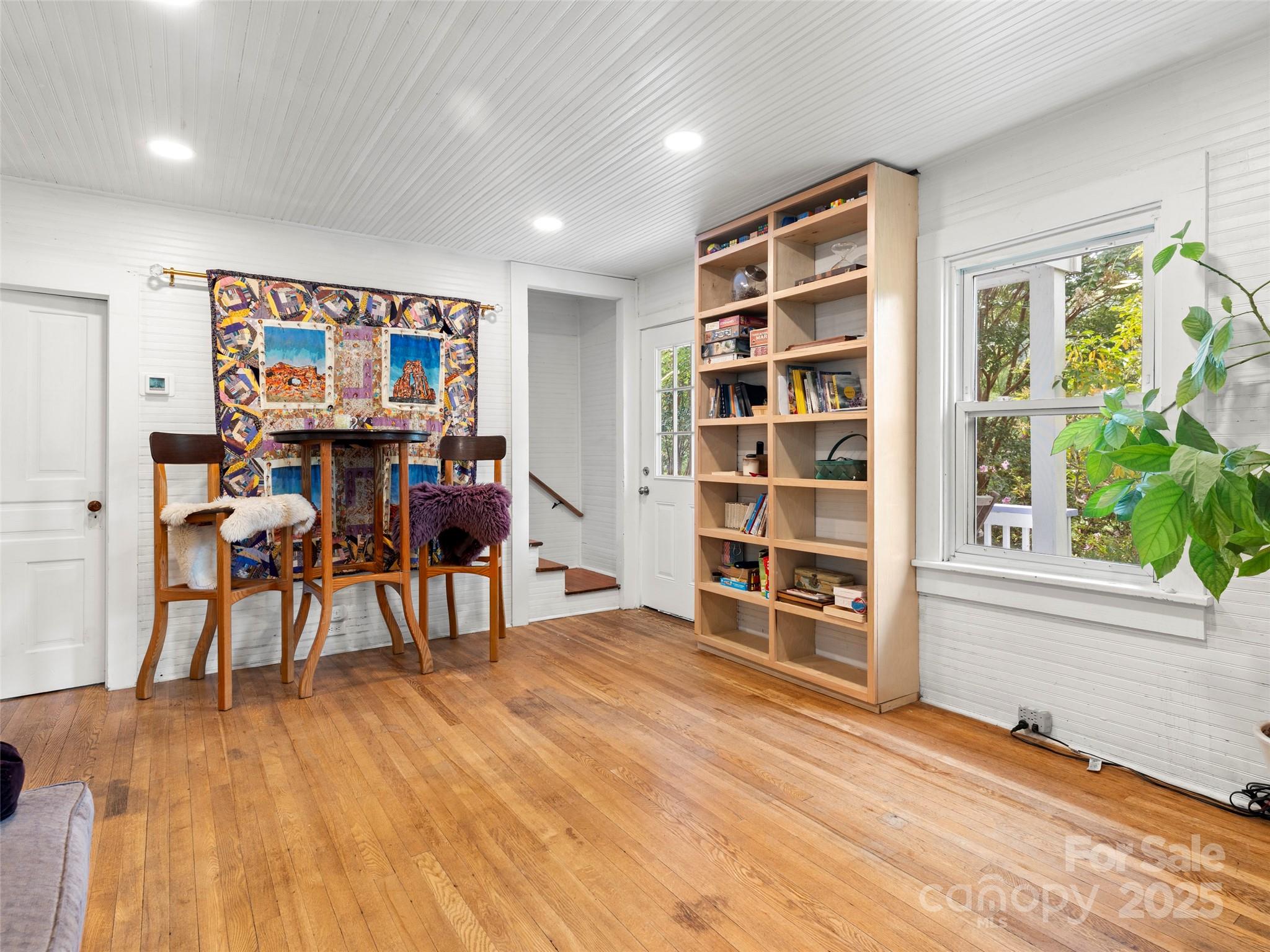 27 Barkn Cove — Canton