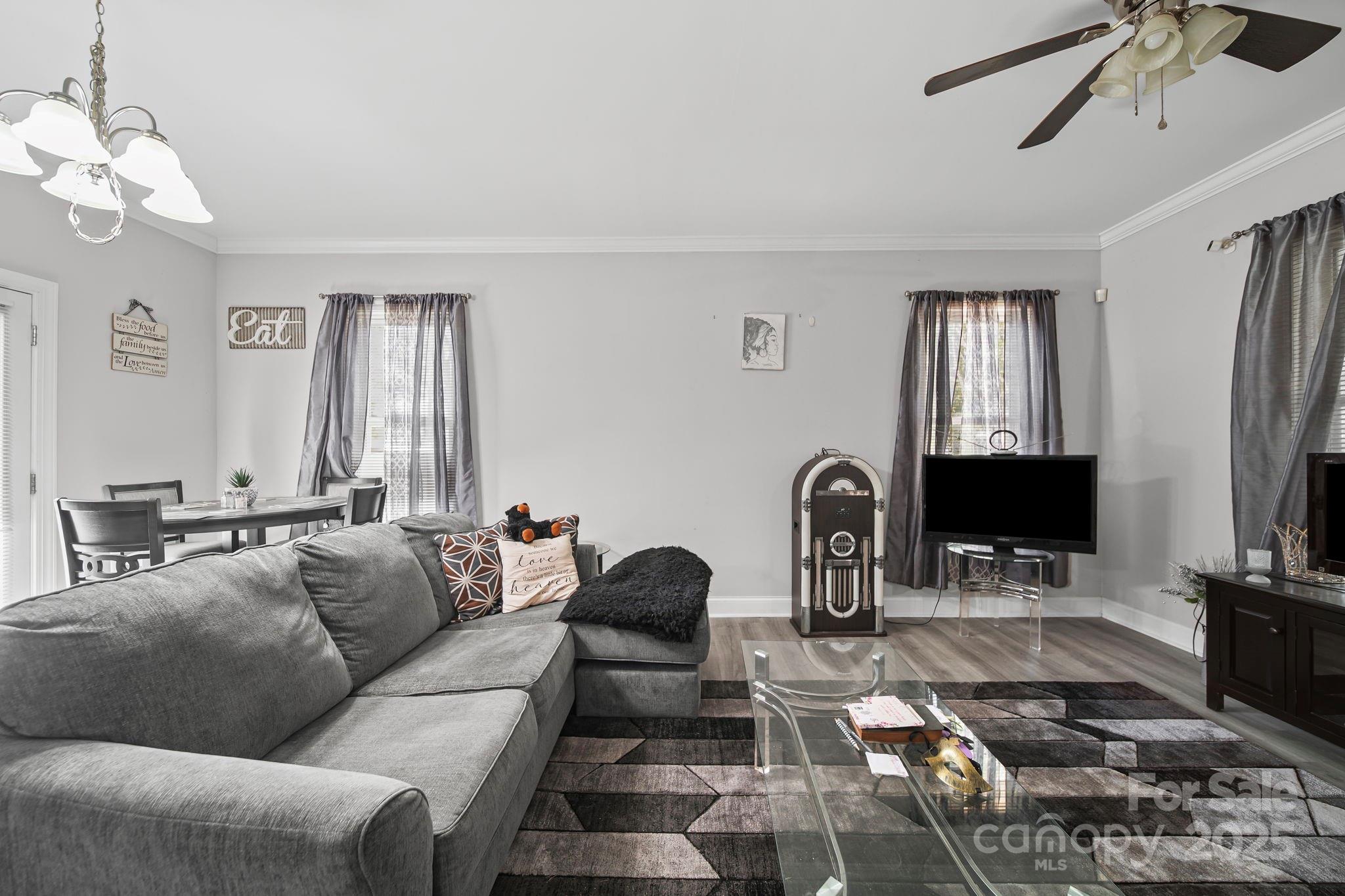 511 S Carolina Avenue — Spencer