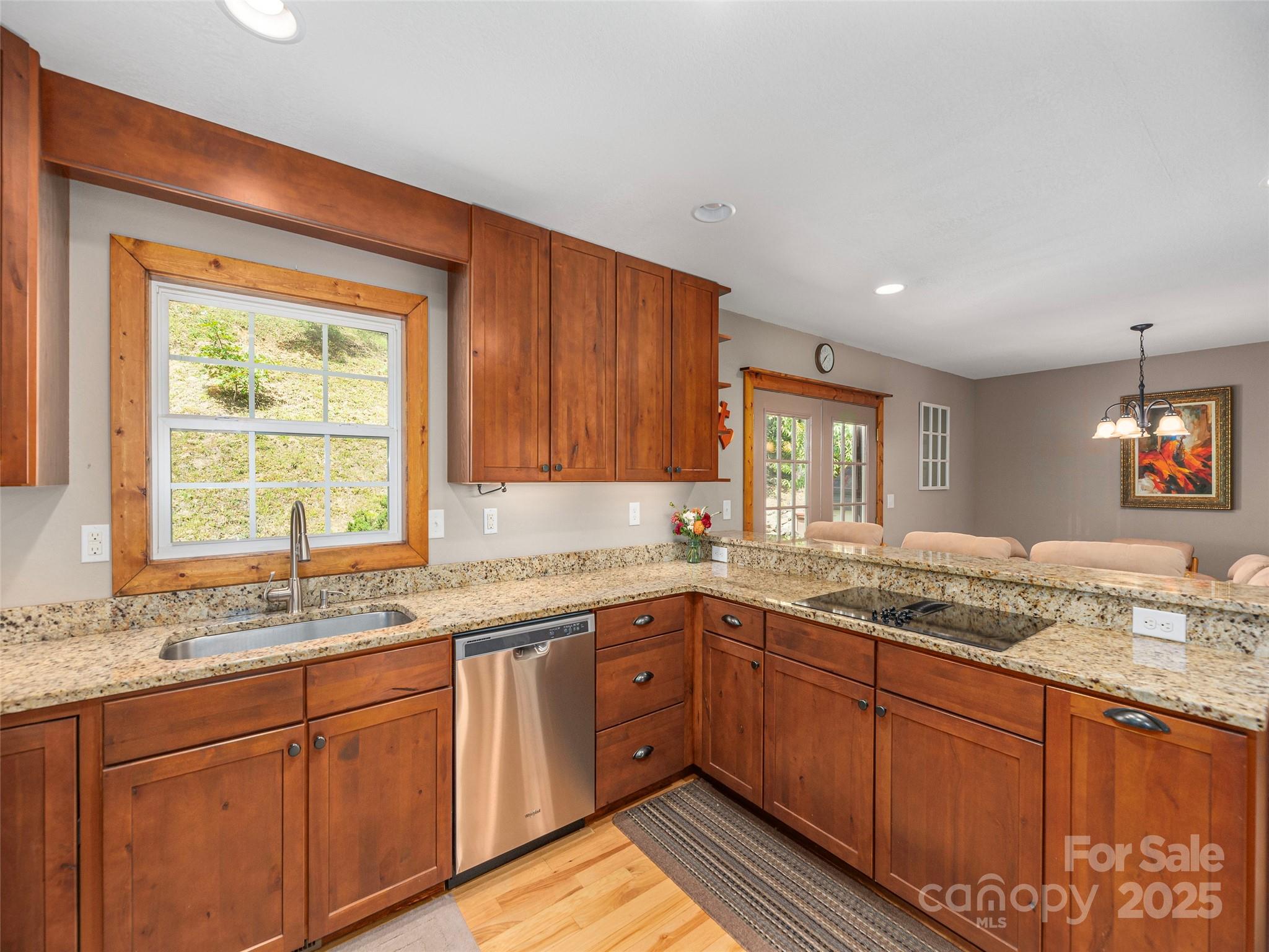 27 Little Roundtop Road — Clyde