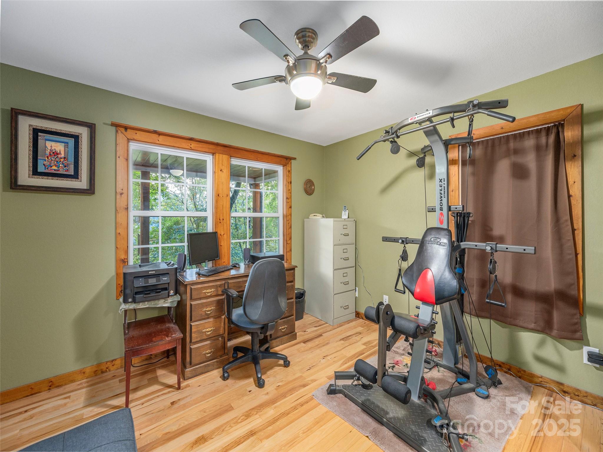 27 Little Roundtop Road — Clyde