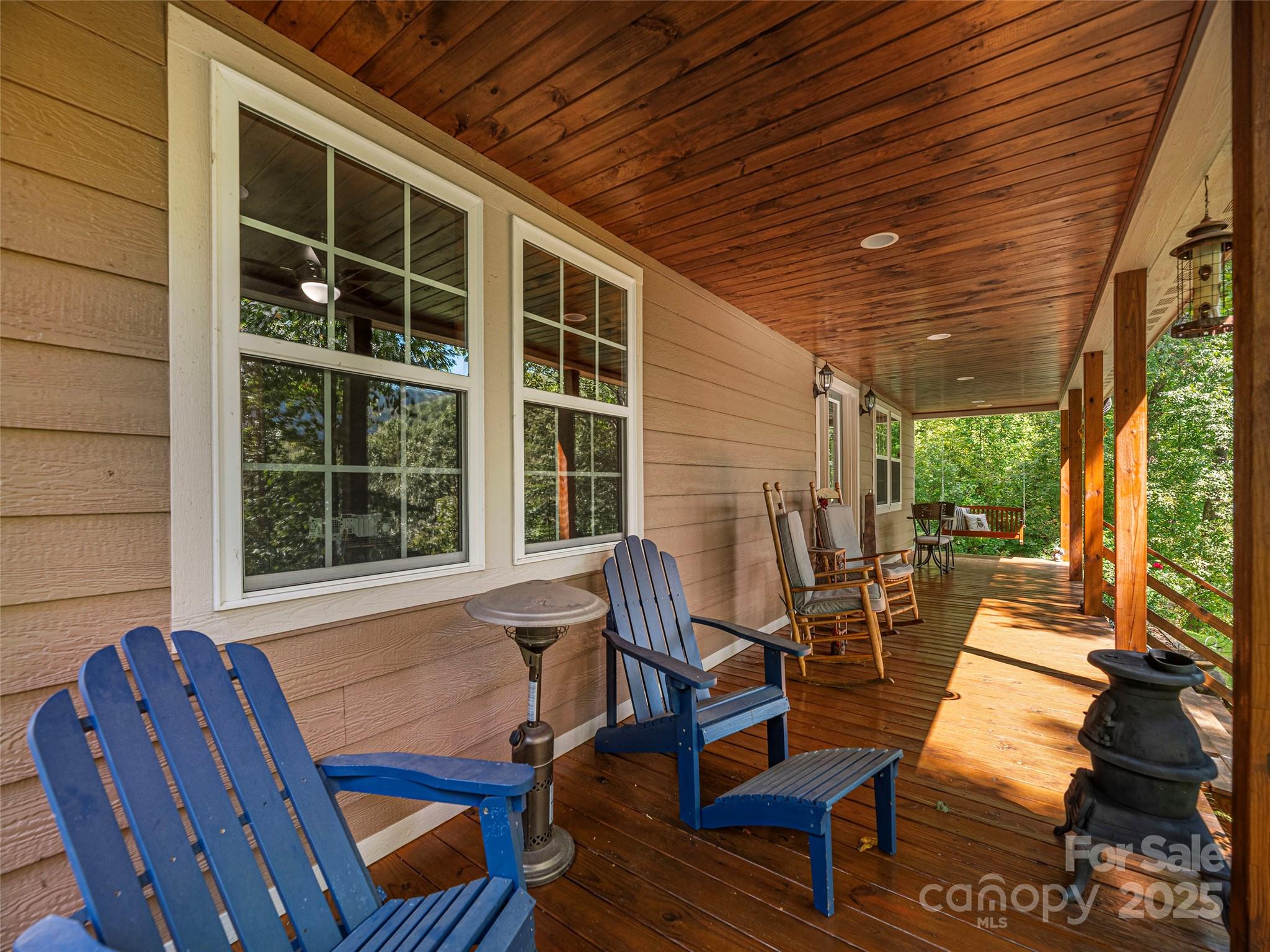 27 Little Roundtop Road — Clyde