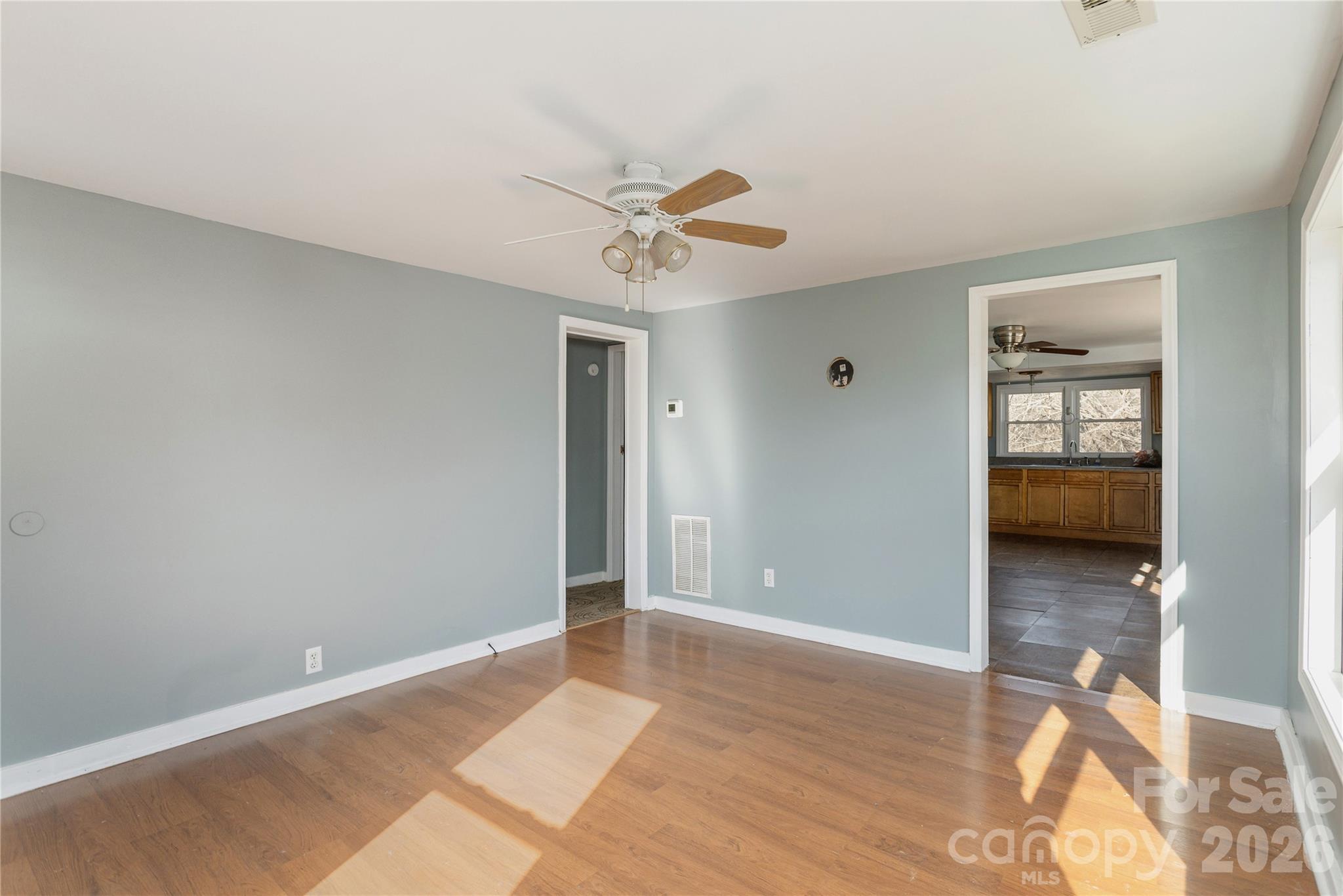 22 Madrid Lane — Hendersonville