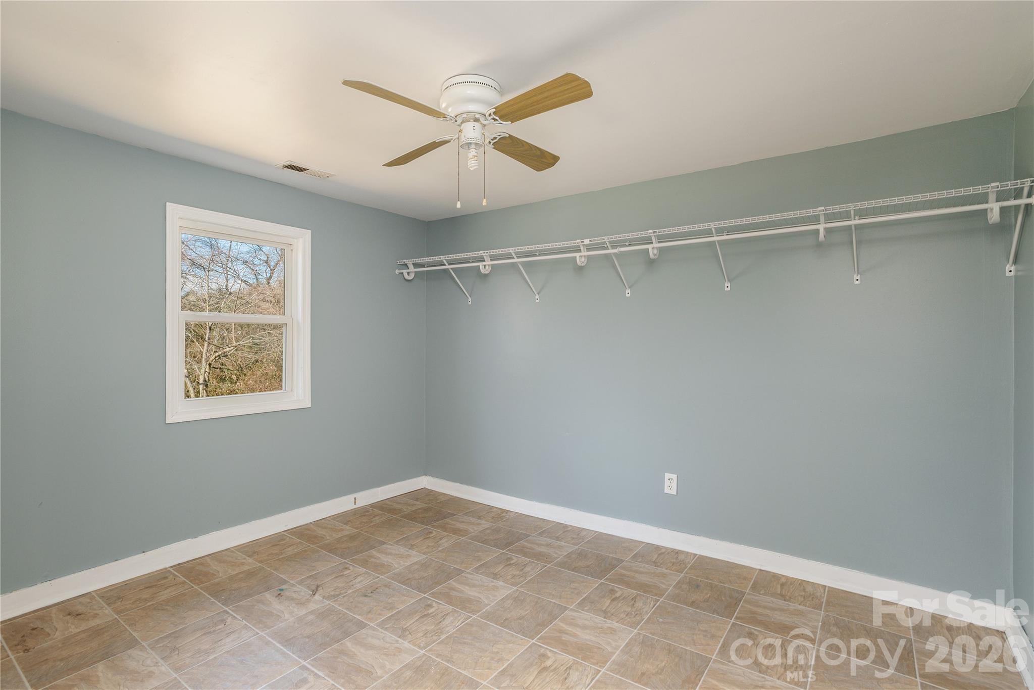 22 Madrid Lane — Hendersonville