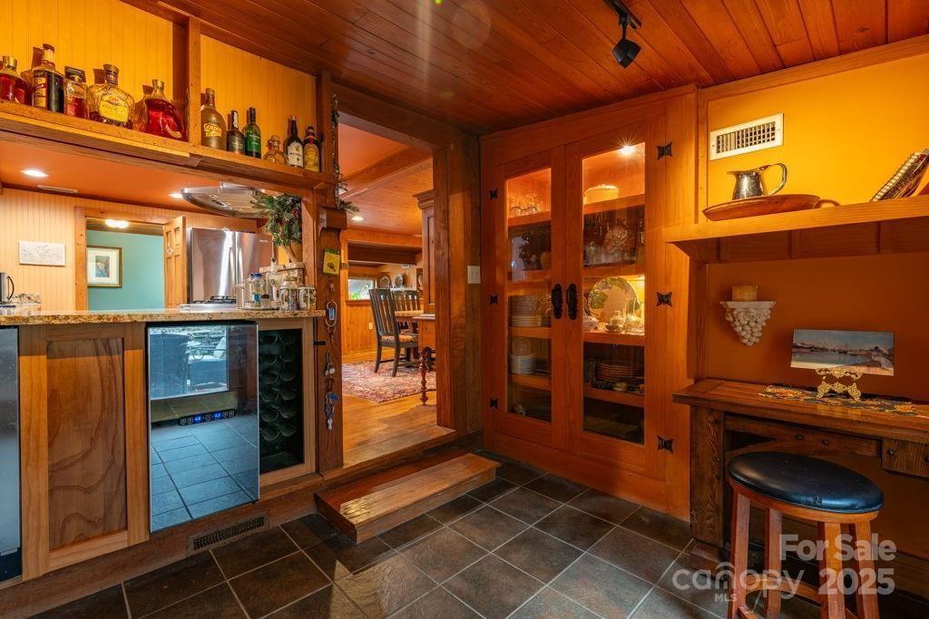 949/951 Watauga River Road — Sugar Grove