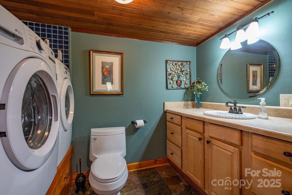 949/951 Watauga River Road — Sugar Grove