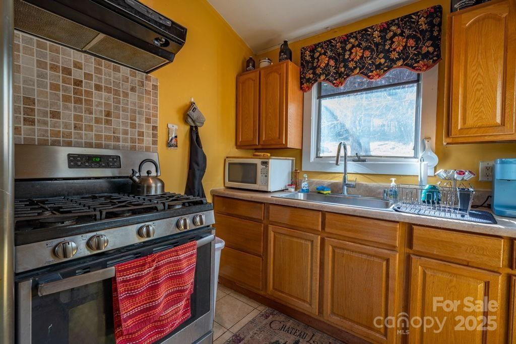 949/951 Watauga River Road — Sugar Grove