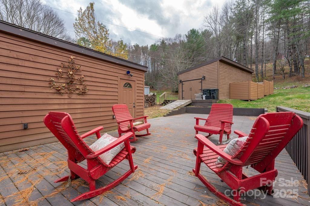 949/951 Watauga River Road — Sugar Grove
