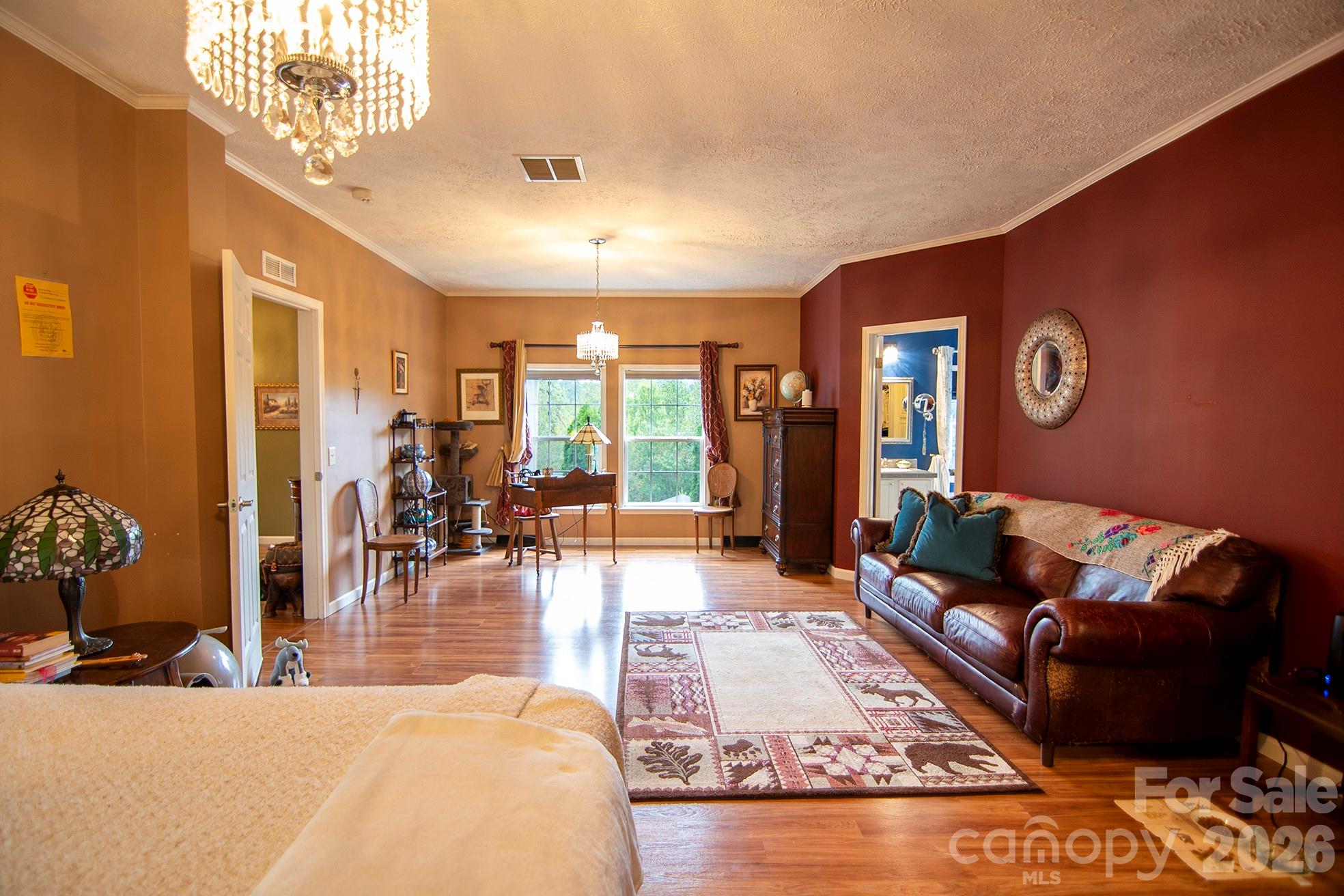 304 Golden Aster Road — Swannanoa