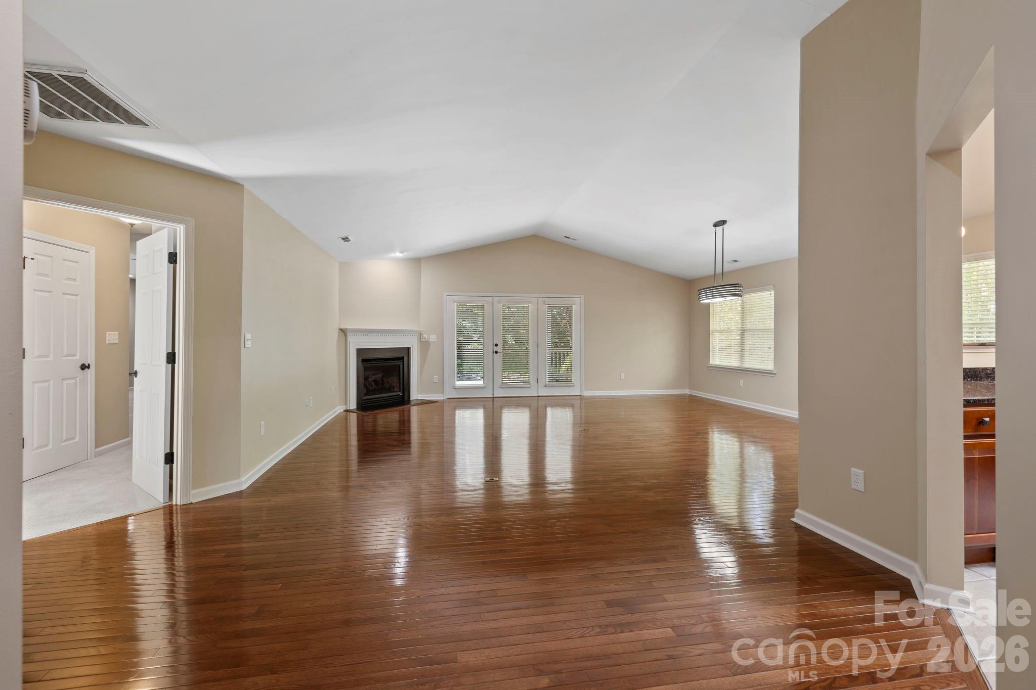 241 Fairway View Drive — Etowah
