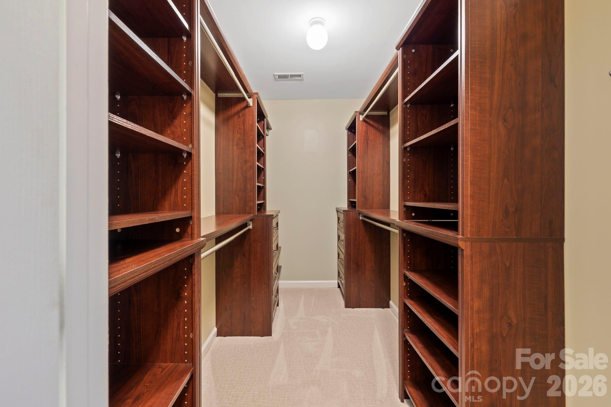 241 Fairway View Drive — Etowah