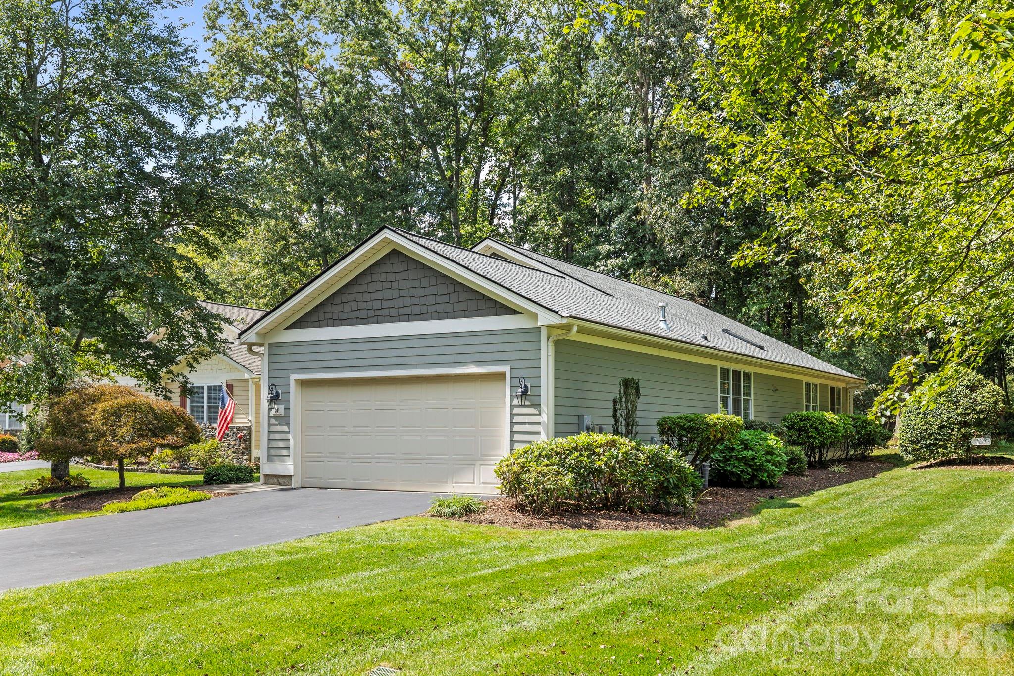 241 Fairway View Drive — Etowah