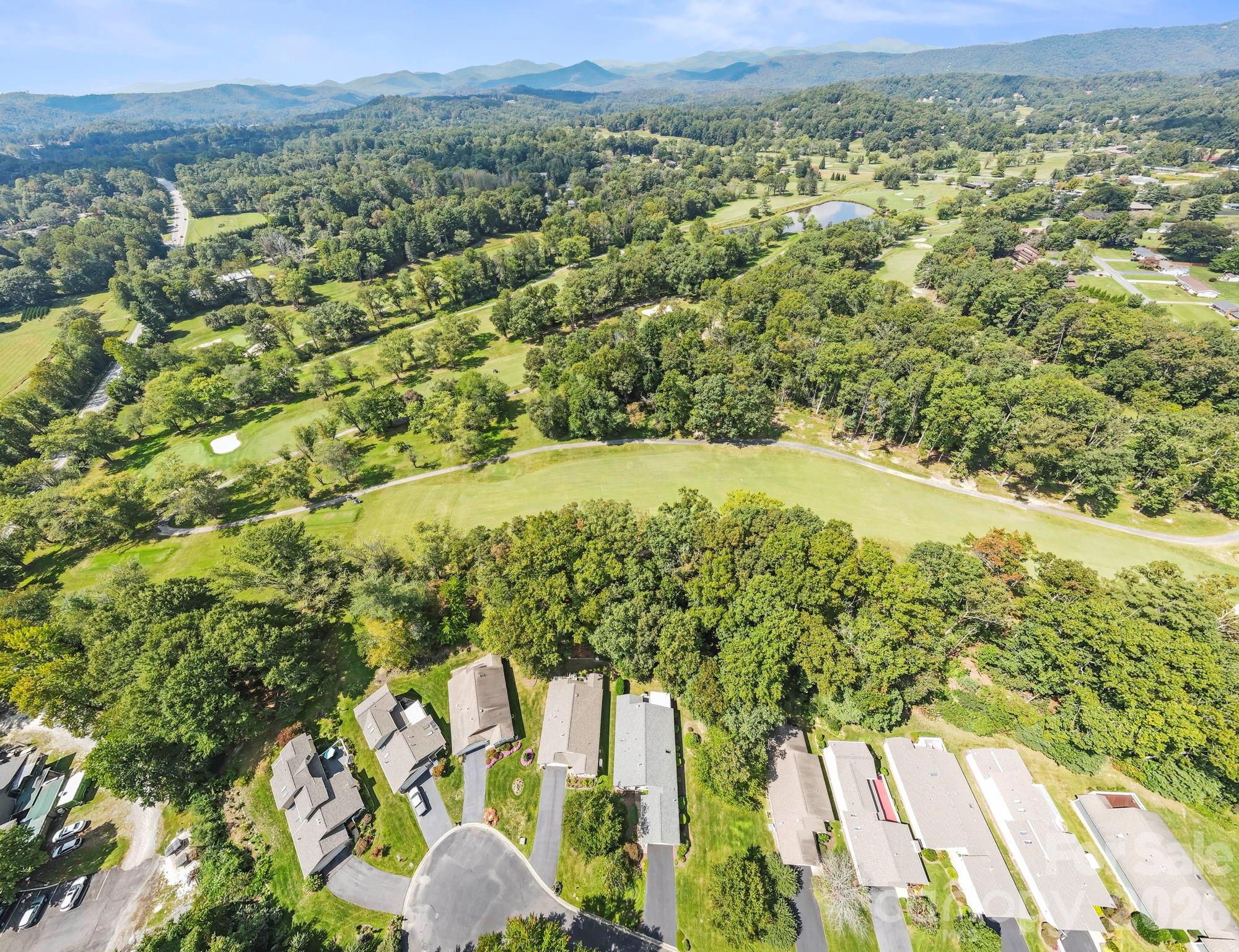 241 Fairway View Drive — Etowah