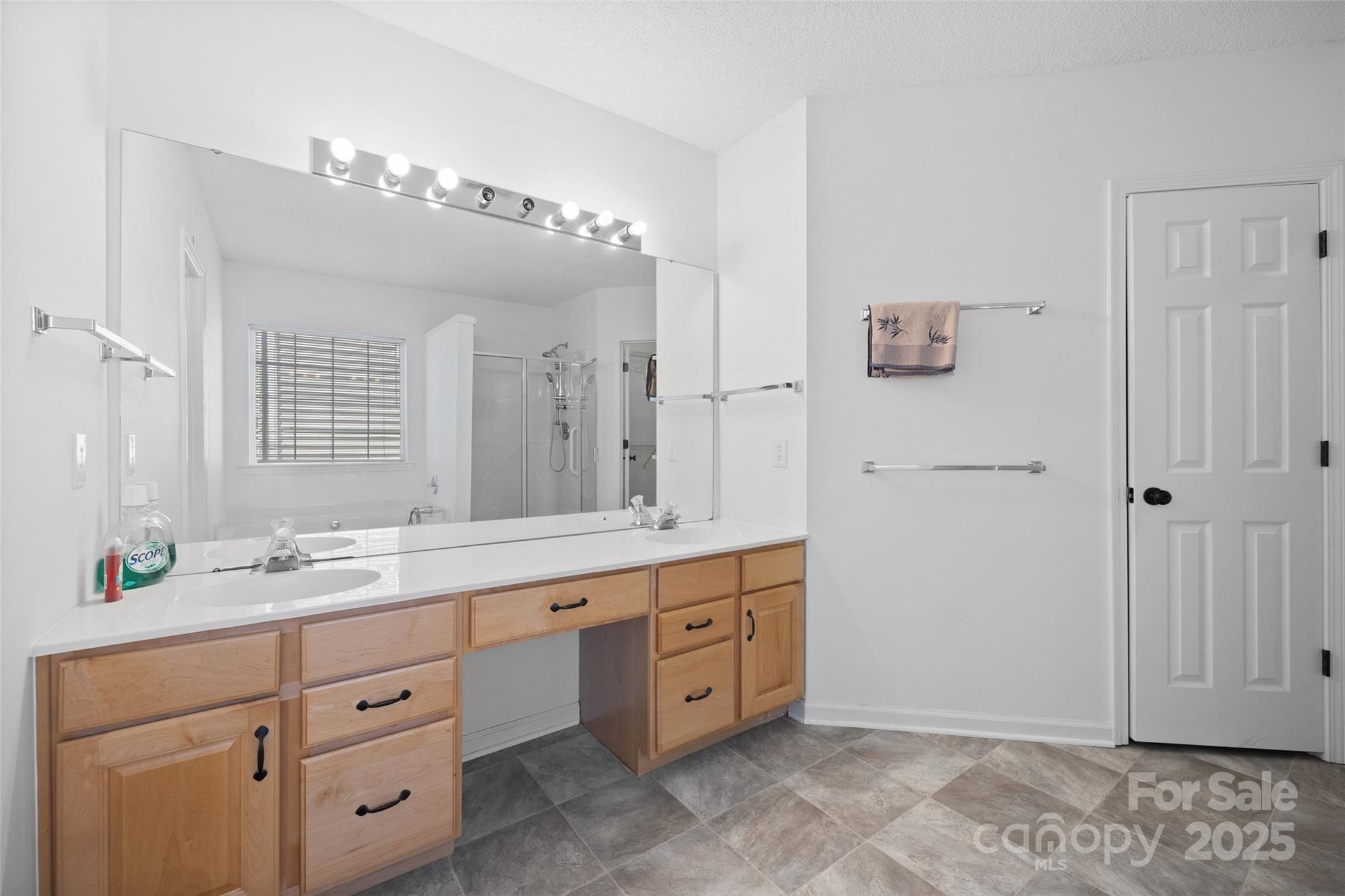 105 Lyman Oak Court — Fort Mill