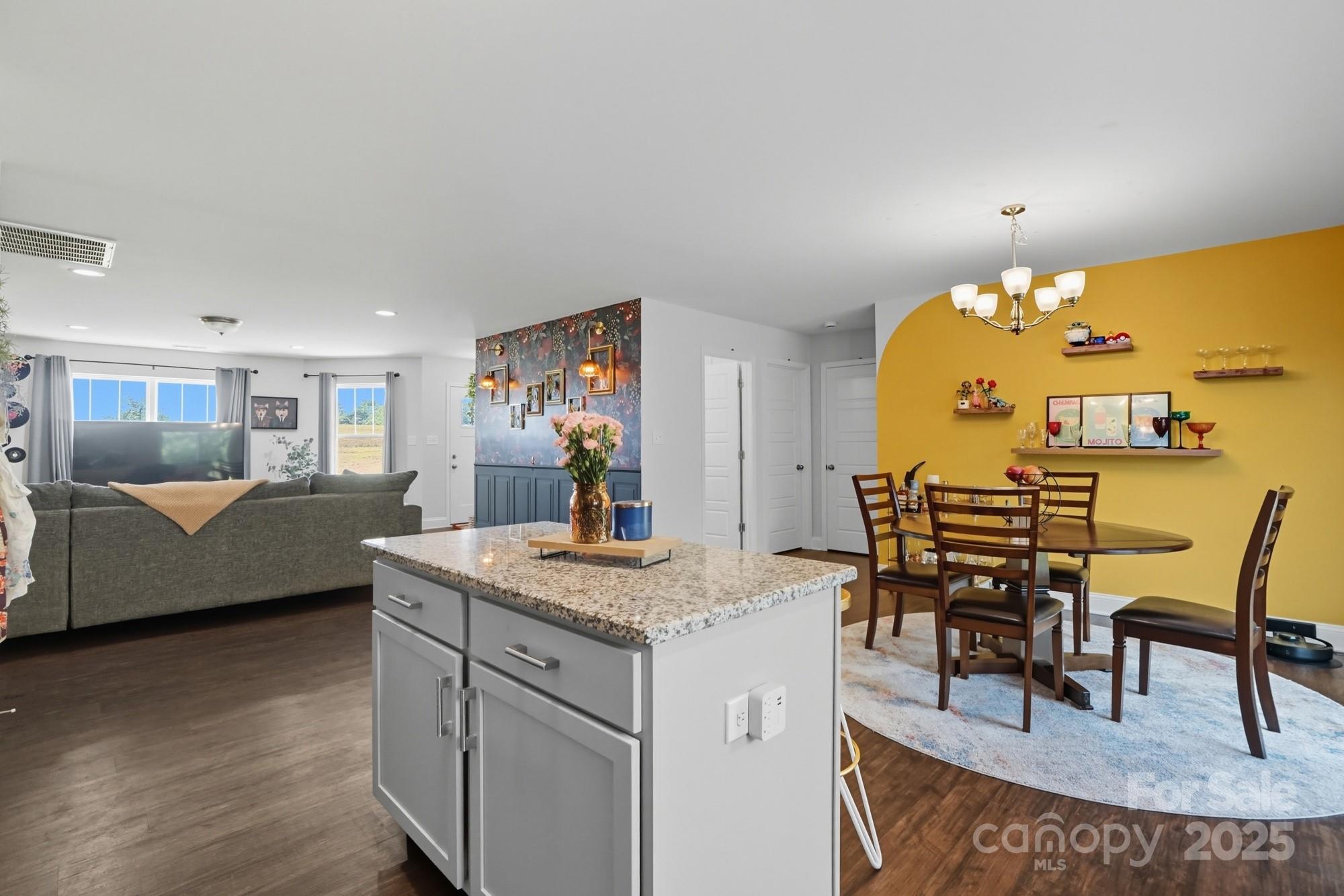 345 Knox Farm Road — Statesville