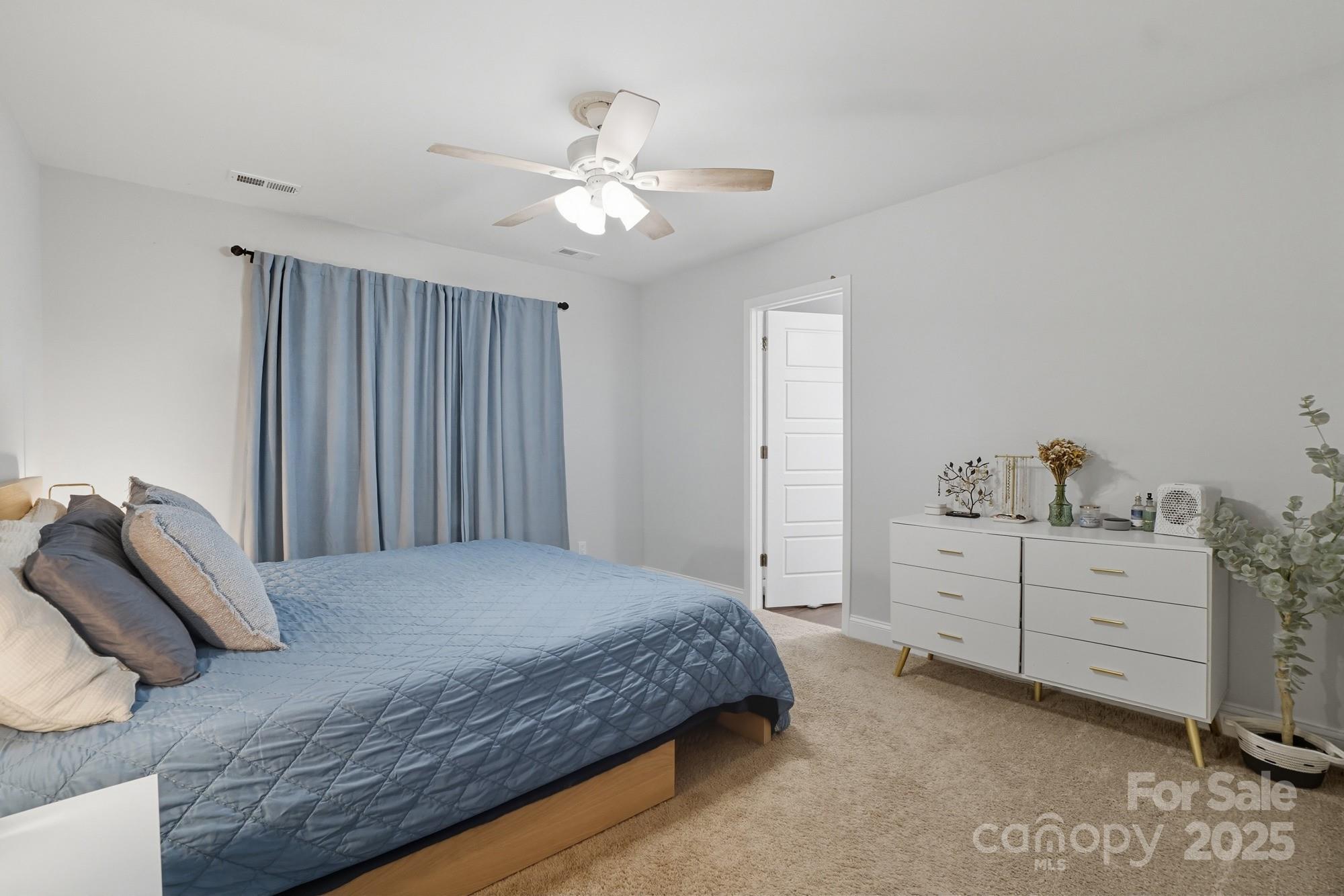 345 Knox Farm Road — Statesville
