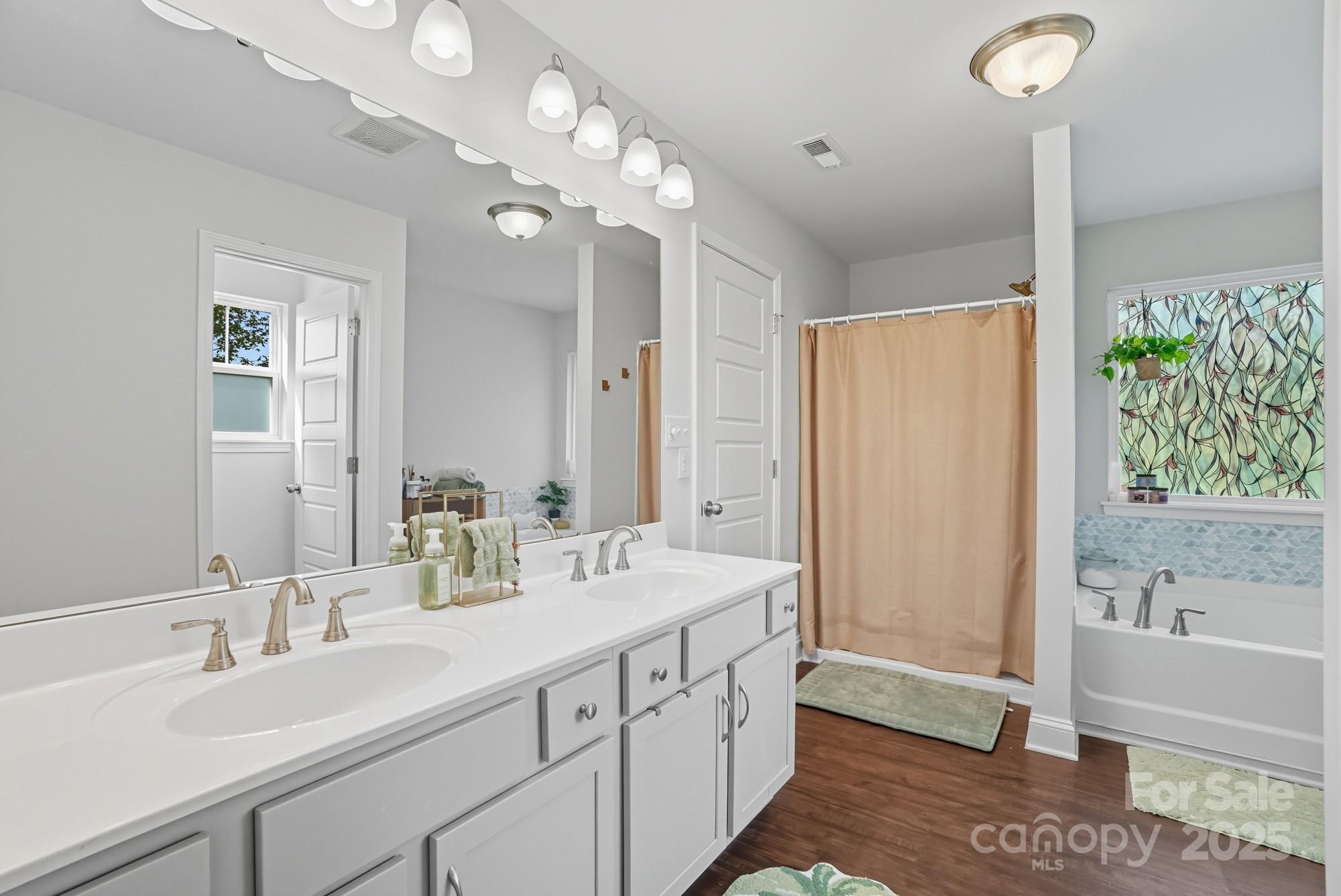 345 Knox Farm Road — Statesville