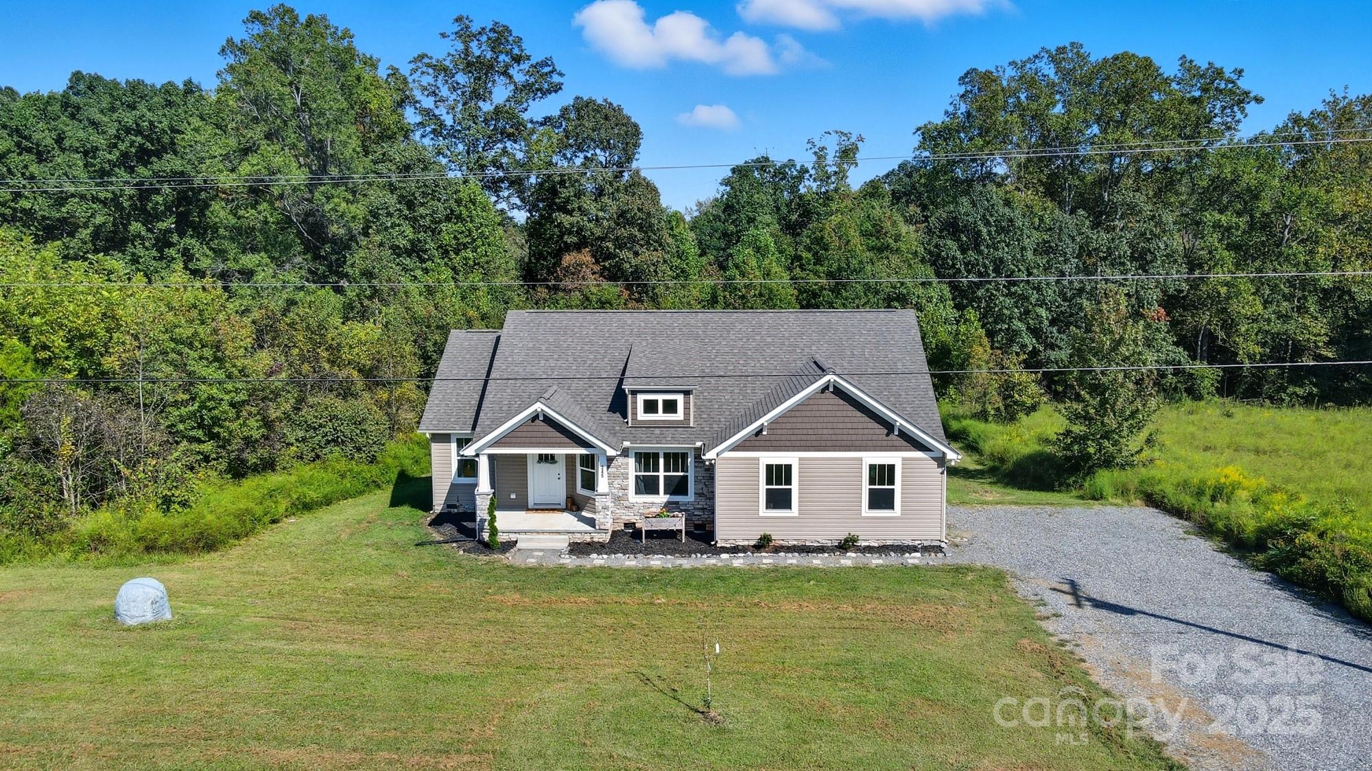 345 Knox Farm Road — Statesville