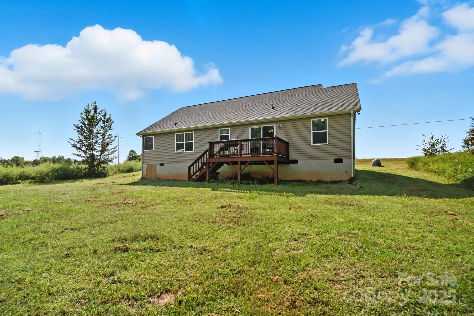 345 Knox Farm Road — Statesville