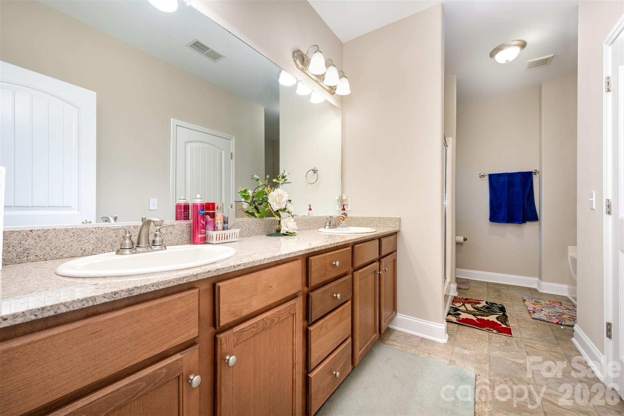 14725 Vaughan Drive — Charlotte