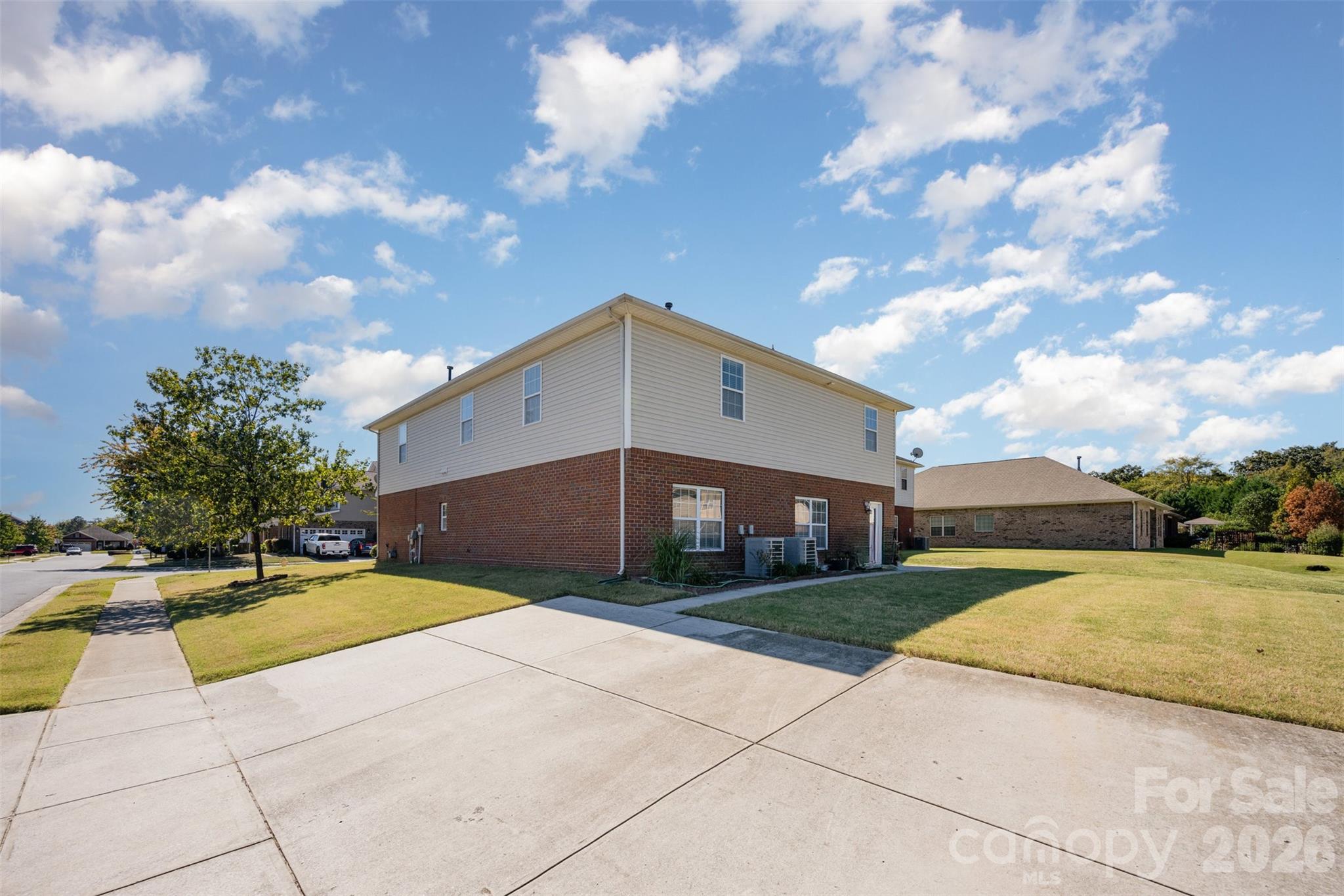 14725 Vaughan Drive — Charlotte