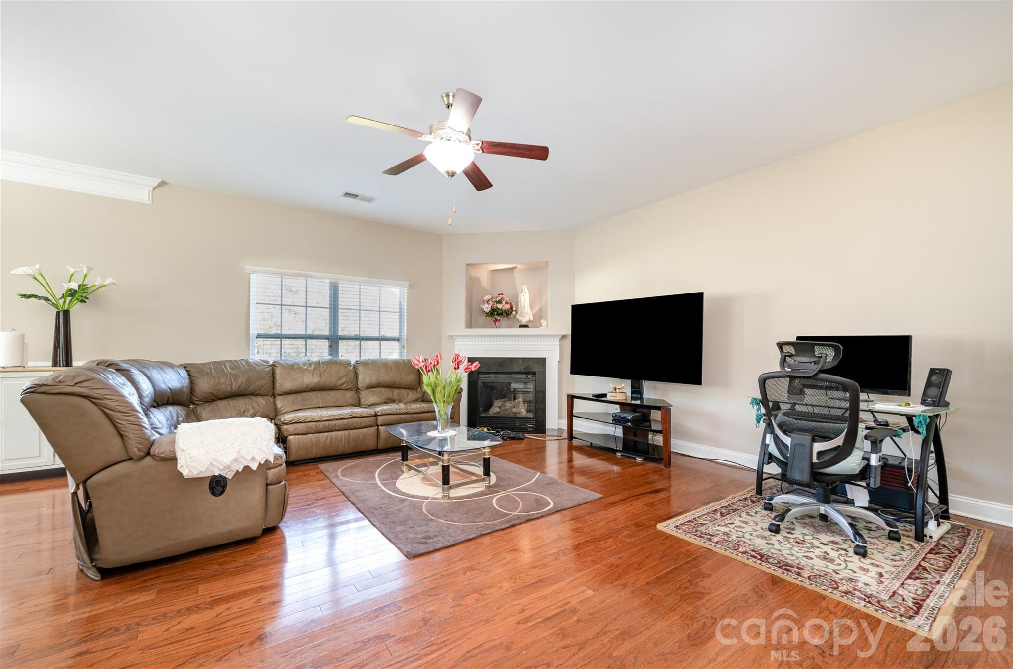 14725 Vaughan Drive — Charlotte