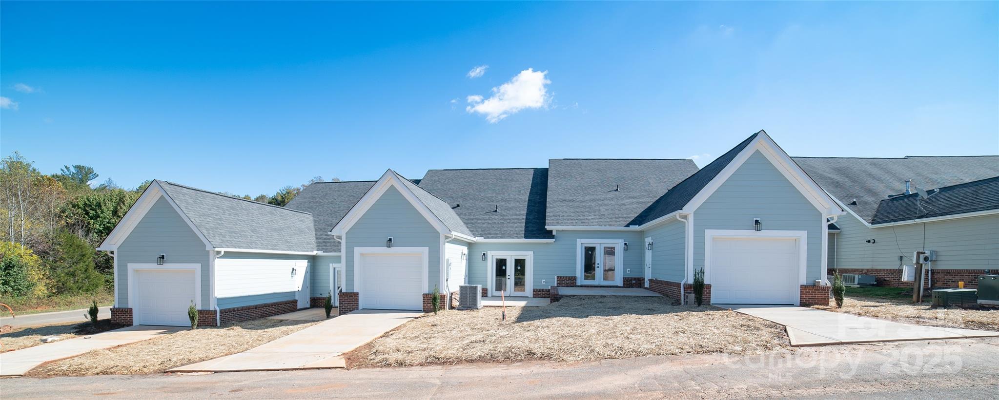 102 Ivy Court — Morganton