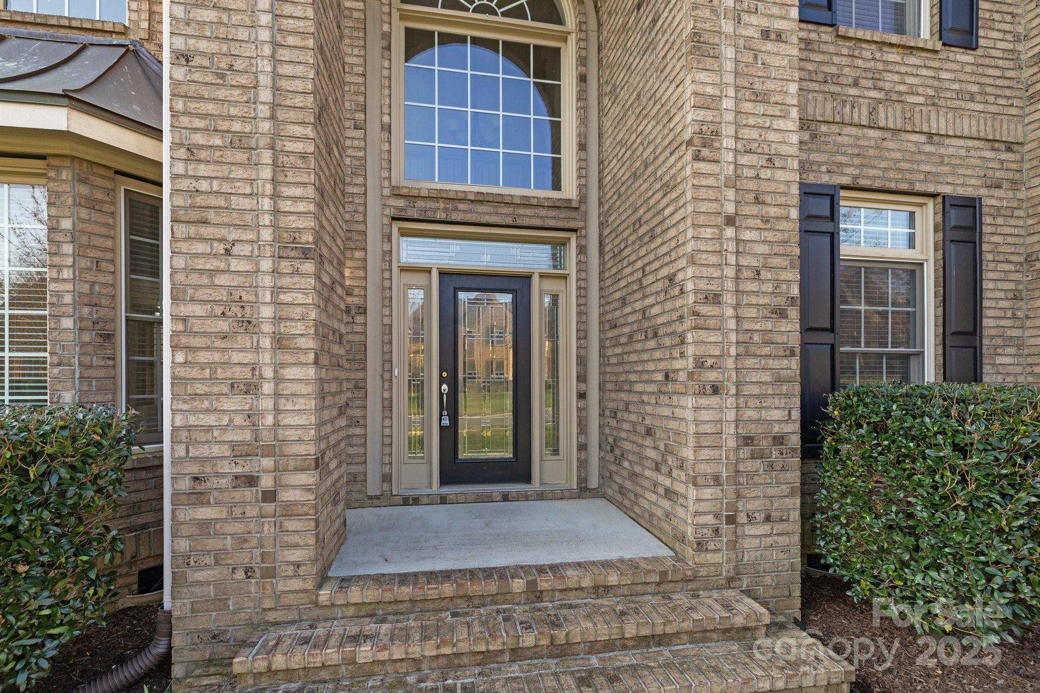 3907 Voltaire Drive — Monroe