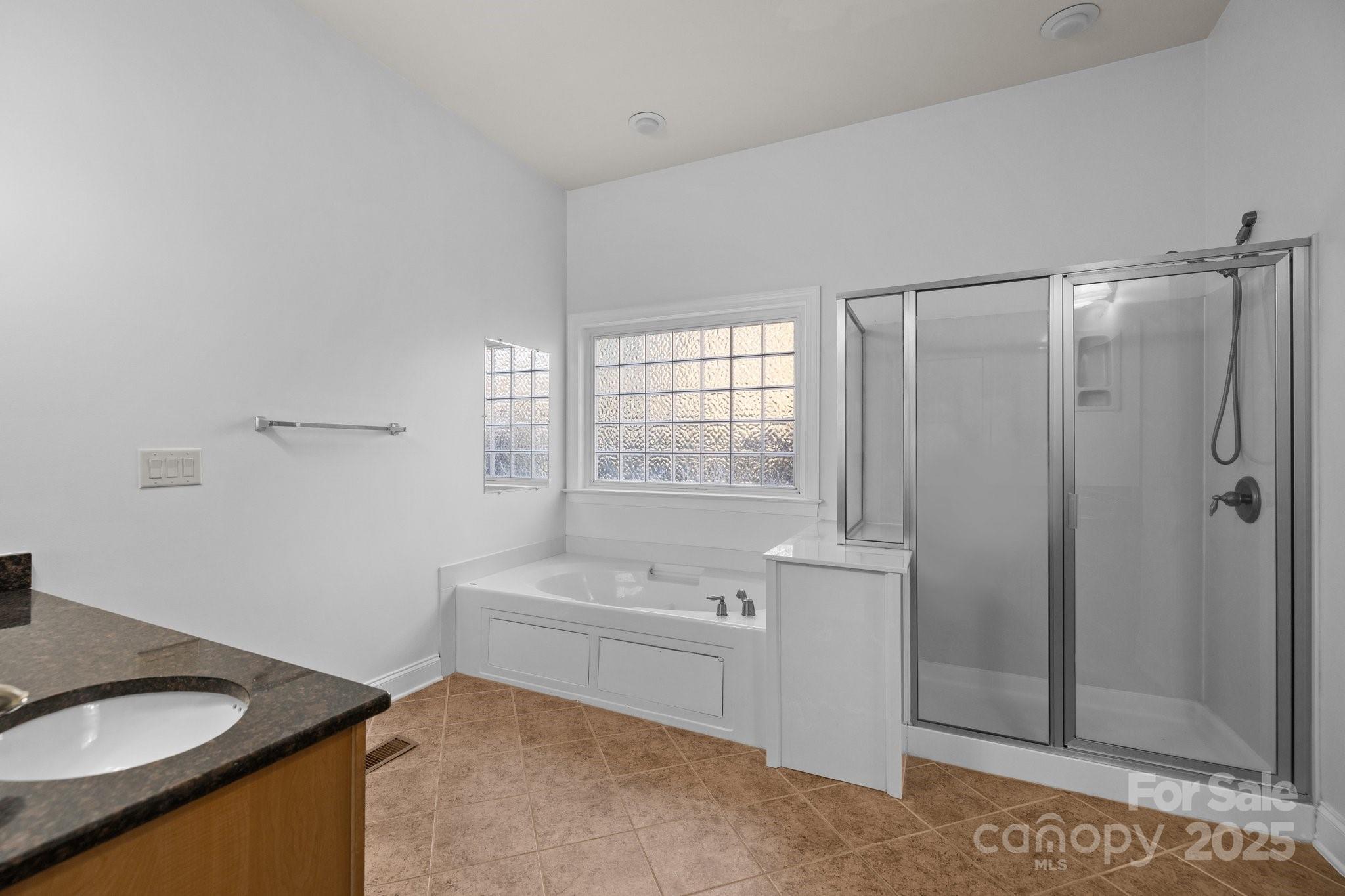 3907 Voltaire Drive — Monroe