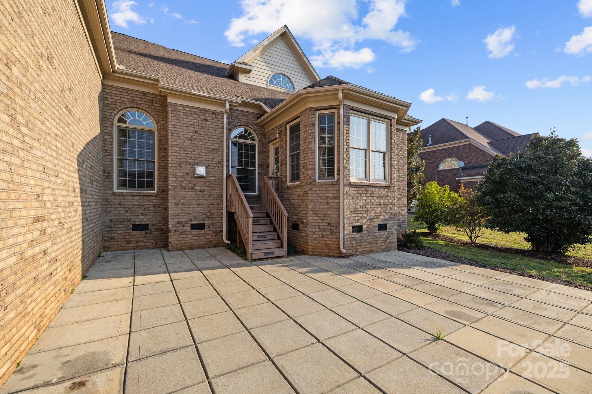 3907 Voltaire Drive — Monroe