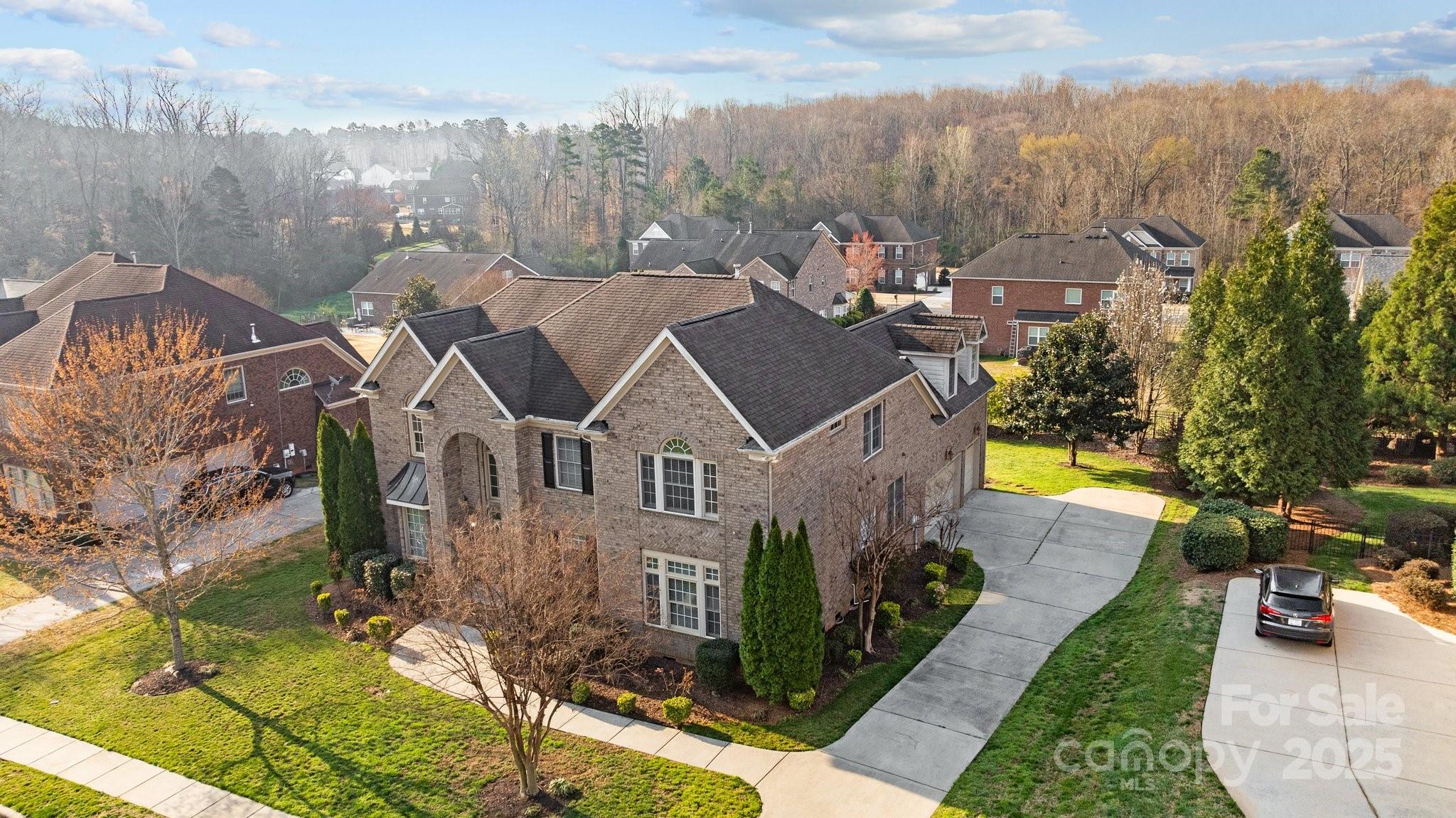 3907 Voltaire Drive — Monroe