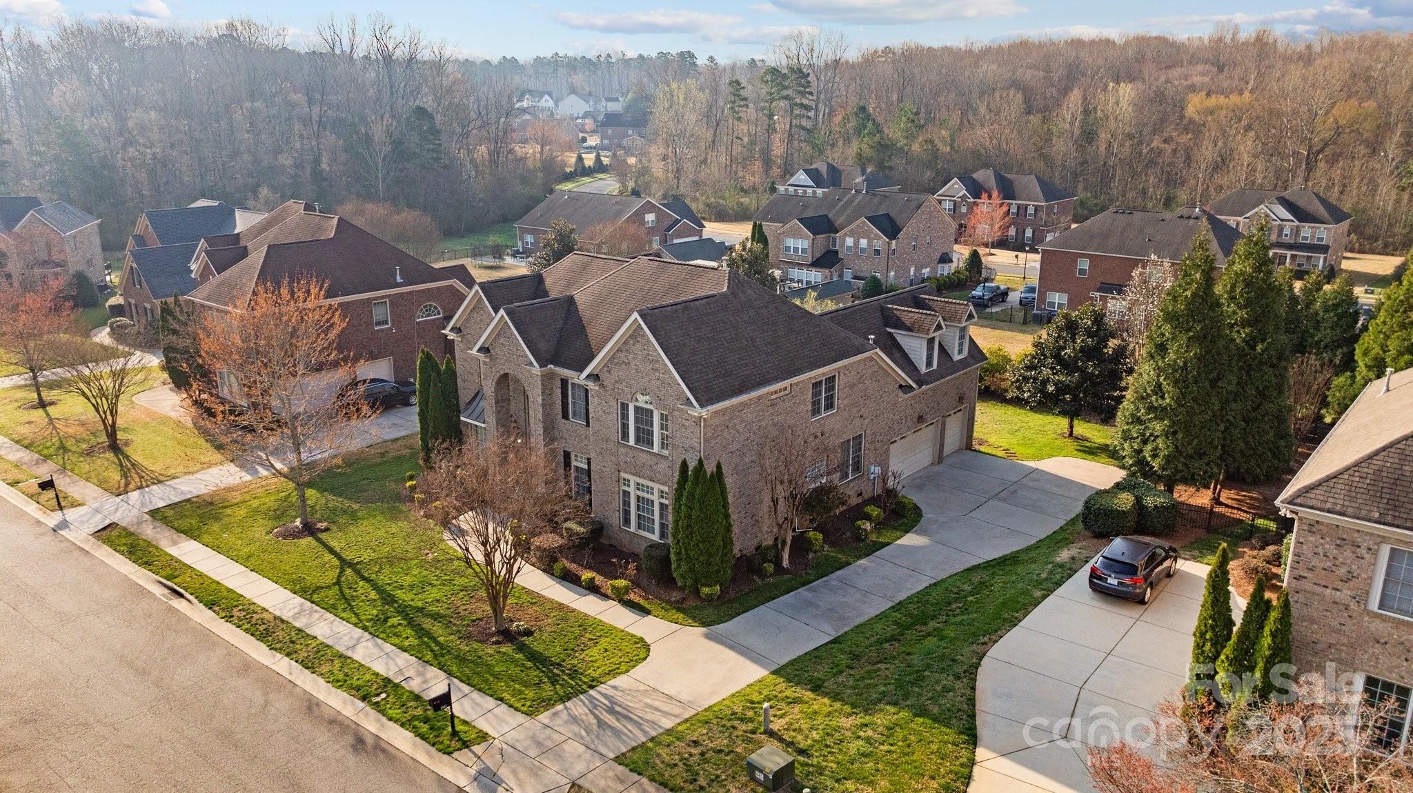 3907 Voltaire Drive — Monroe