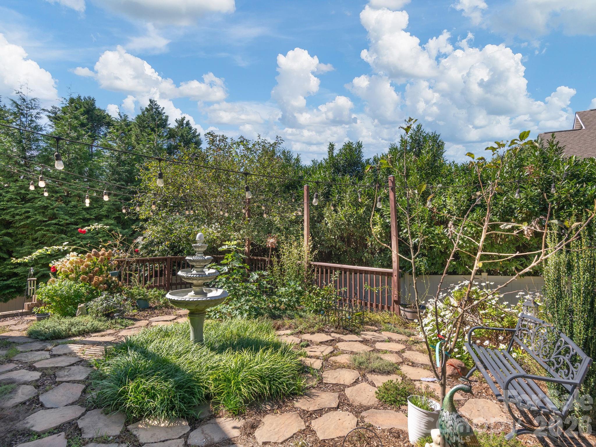 95 Driftstone Circle — Arden