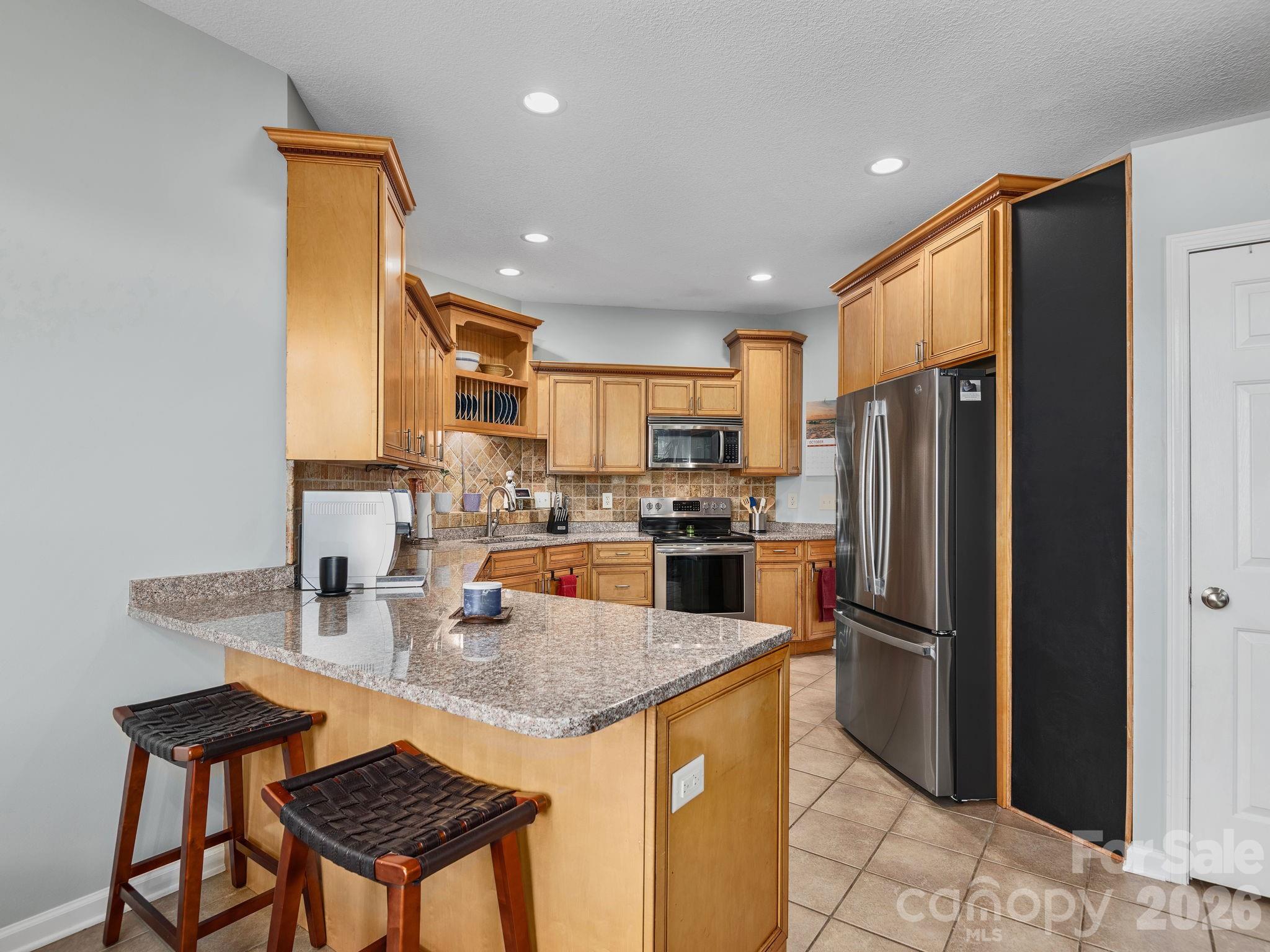 95 Driftstone Circle — Arden