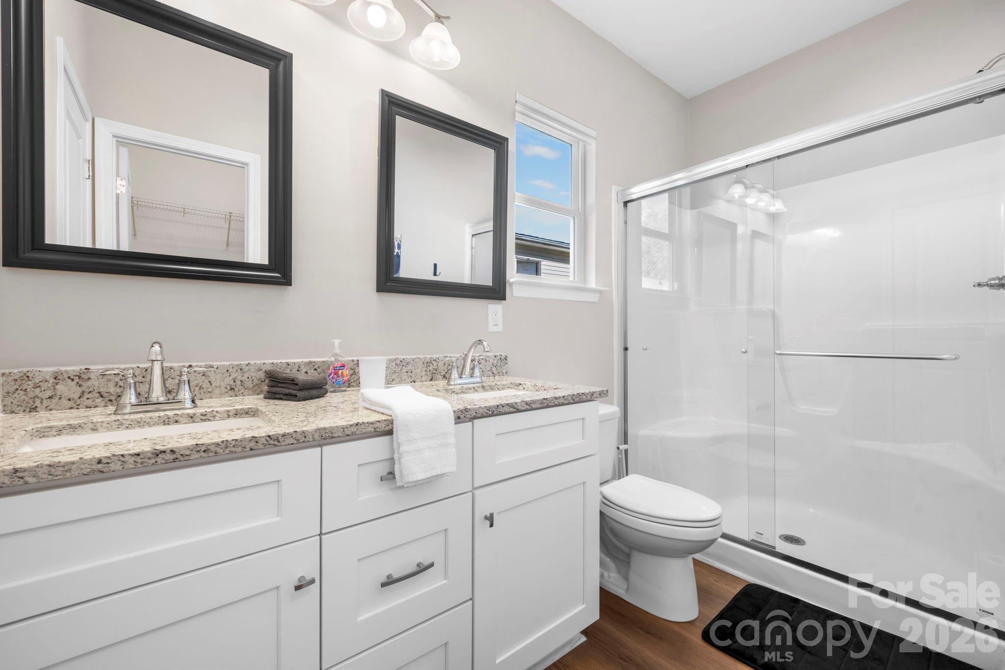 402 2nd Street SW — Hickory