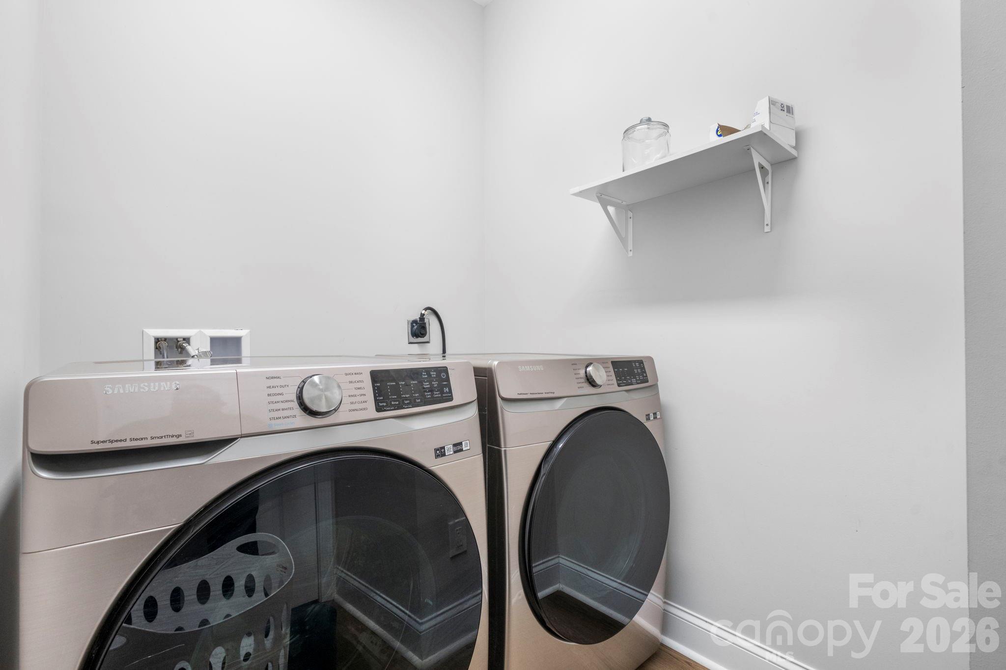 402 2nd Street SW — Hickory