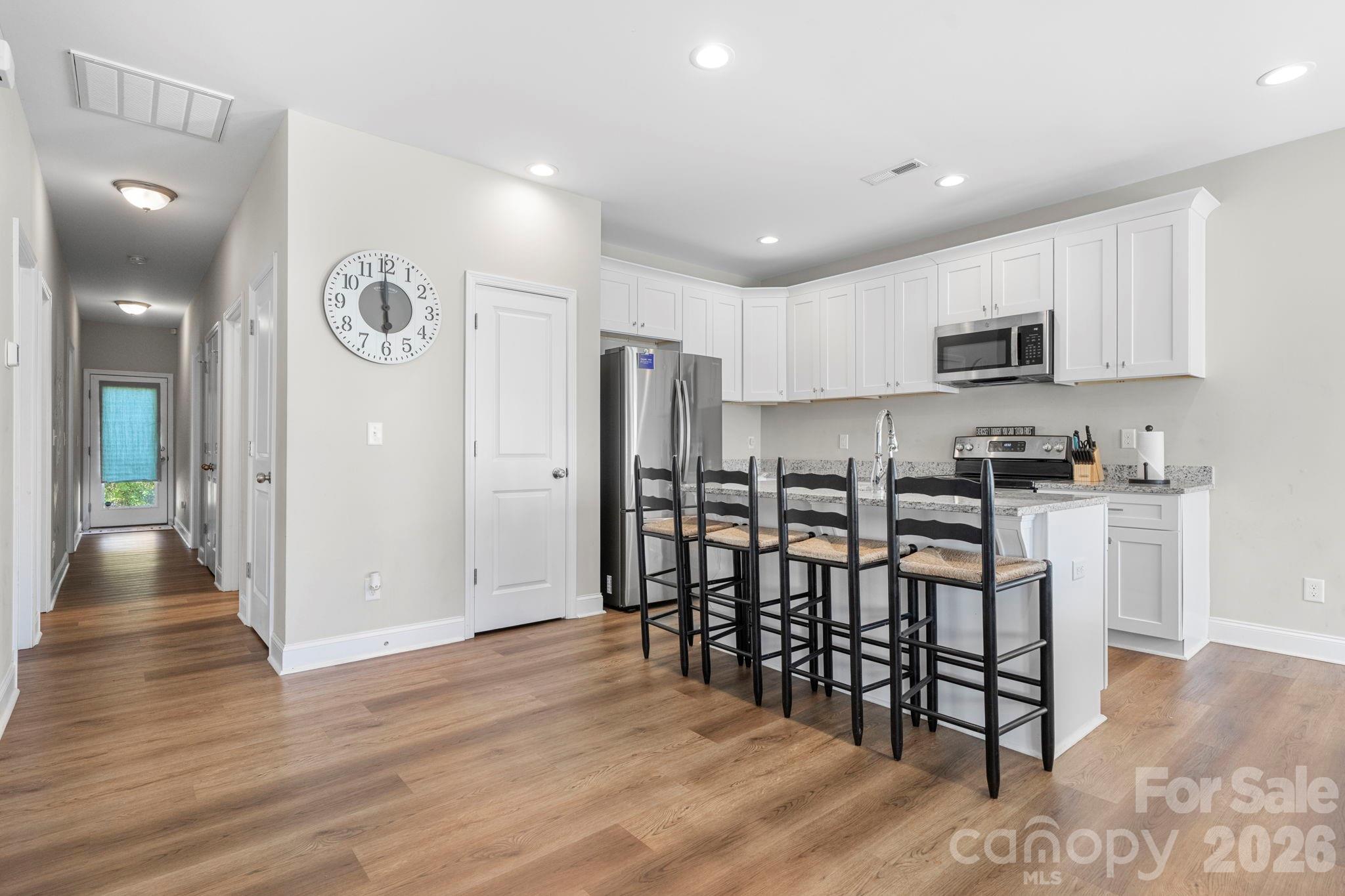402 2nd Street SW — Hickory