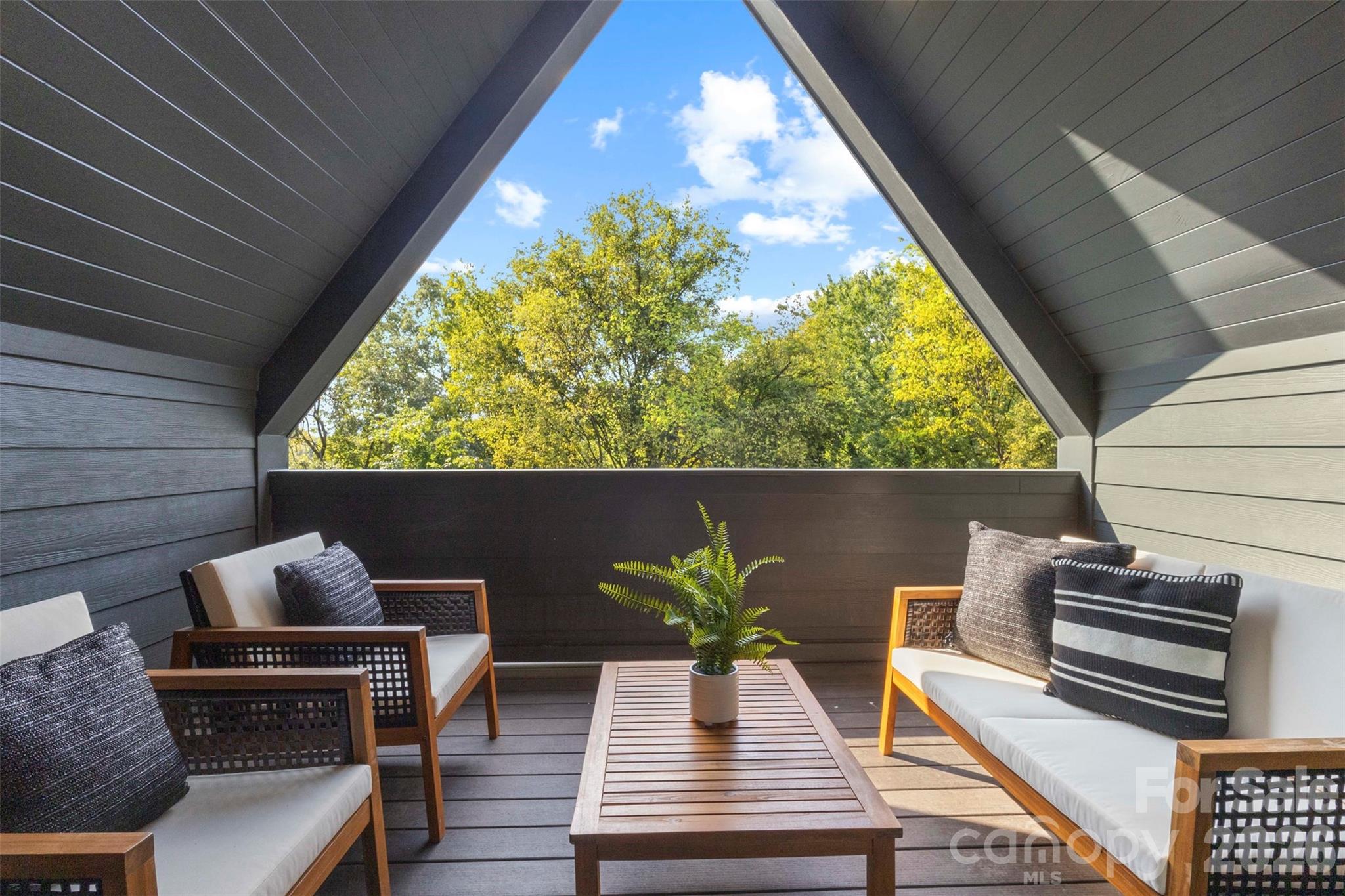 1613 Umstead Street — Charlotte