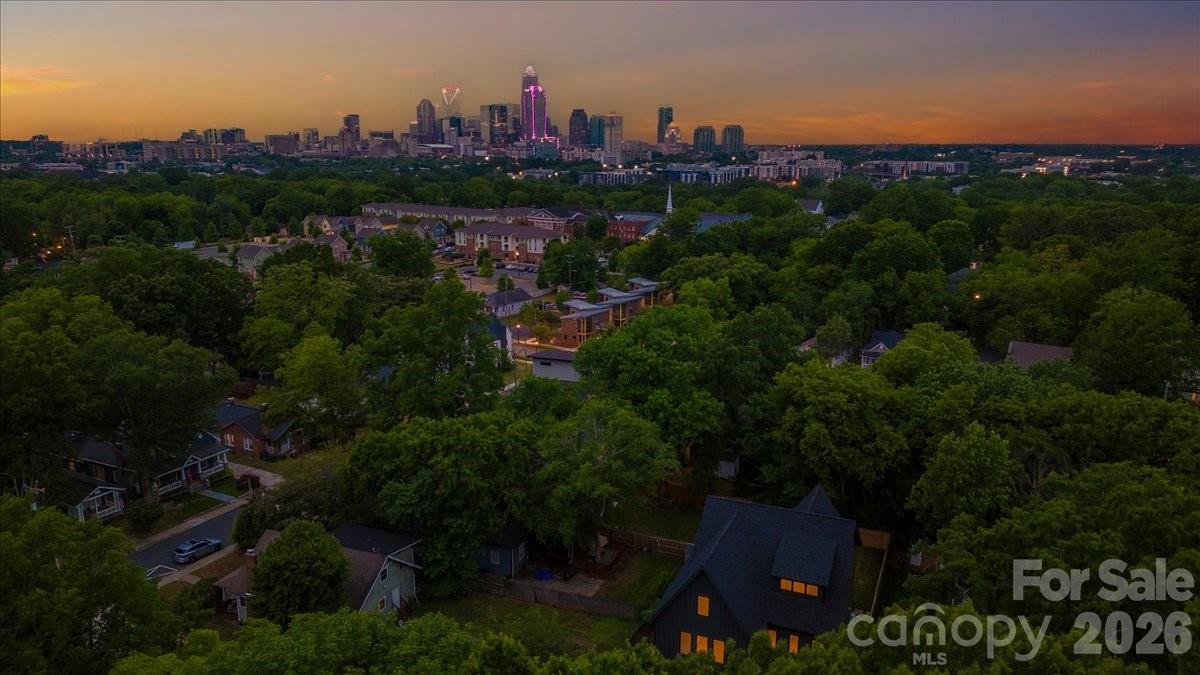 1613 Umstead Street — Charlotte