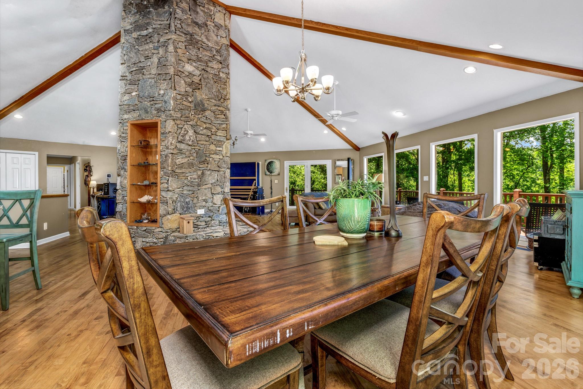 125 Winding Ridge Road — Fairview