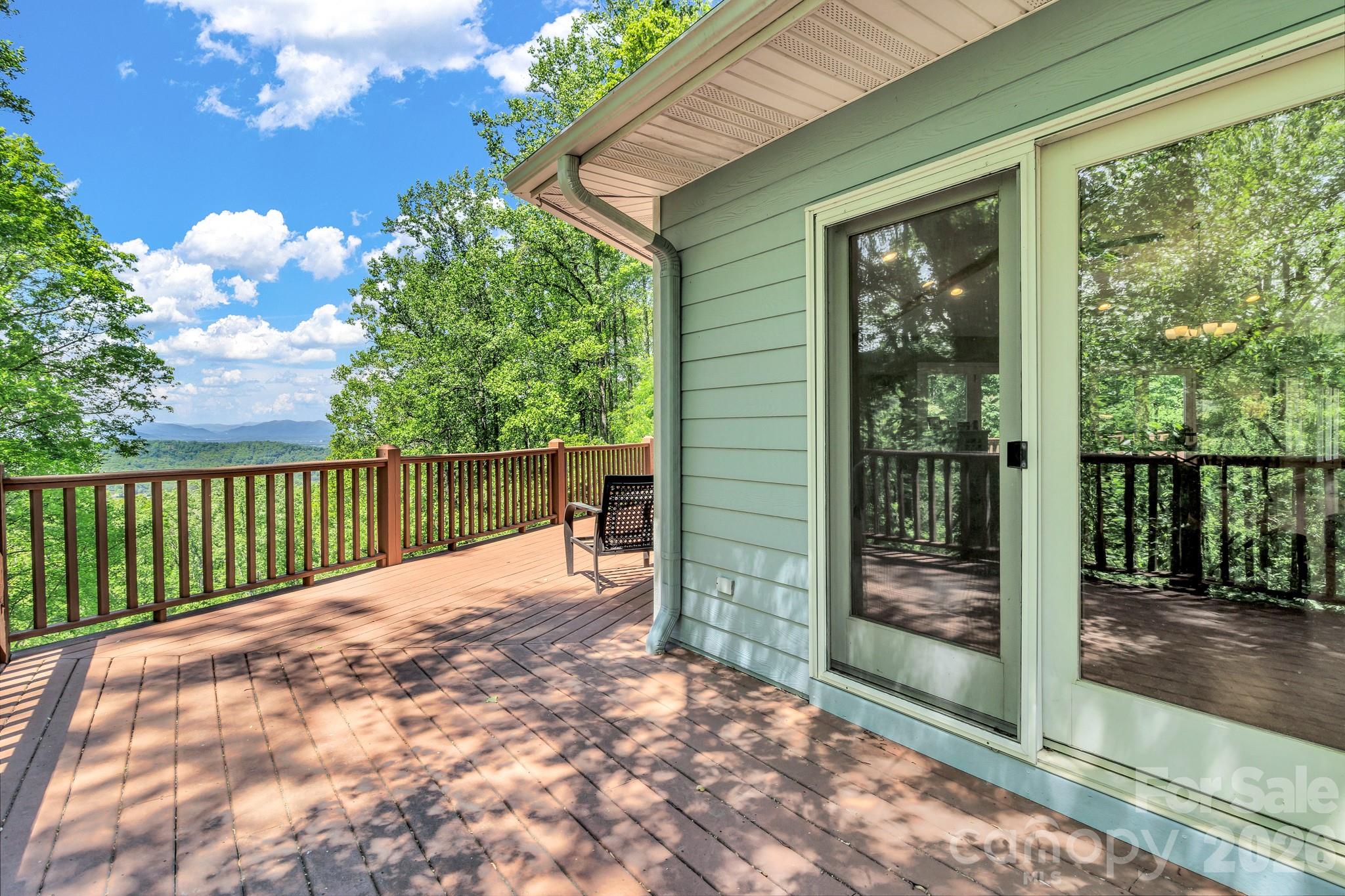 125 Winding Ridge Road — Fairview