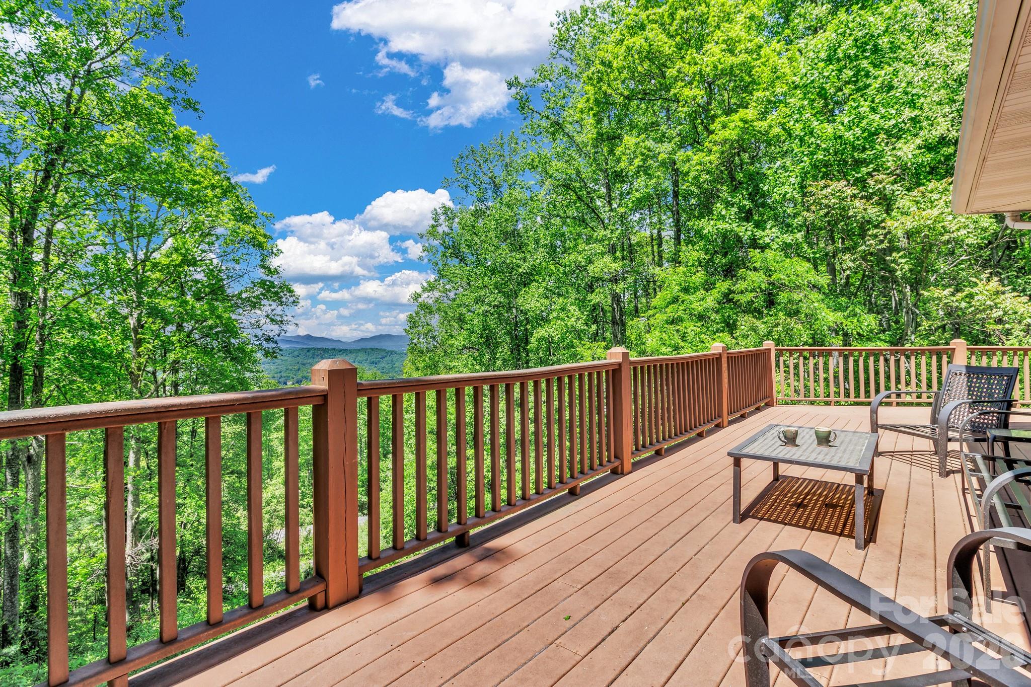 125 Winding Ridge Road — Fairview