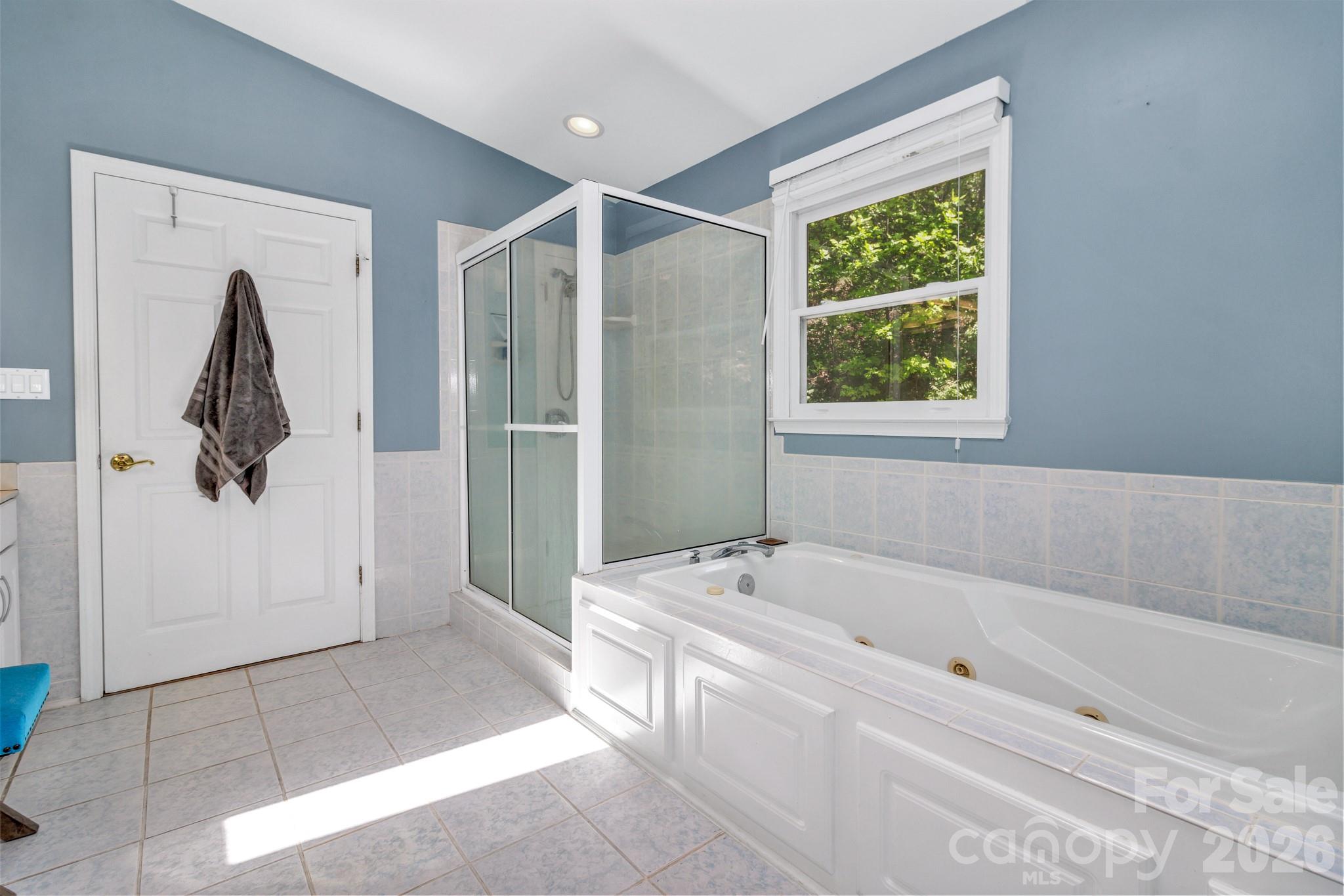 125 Winding Ridge Road — Fairview