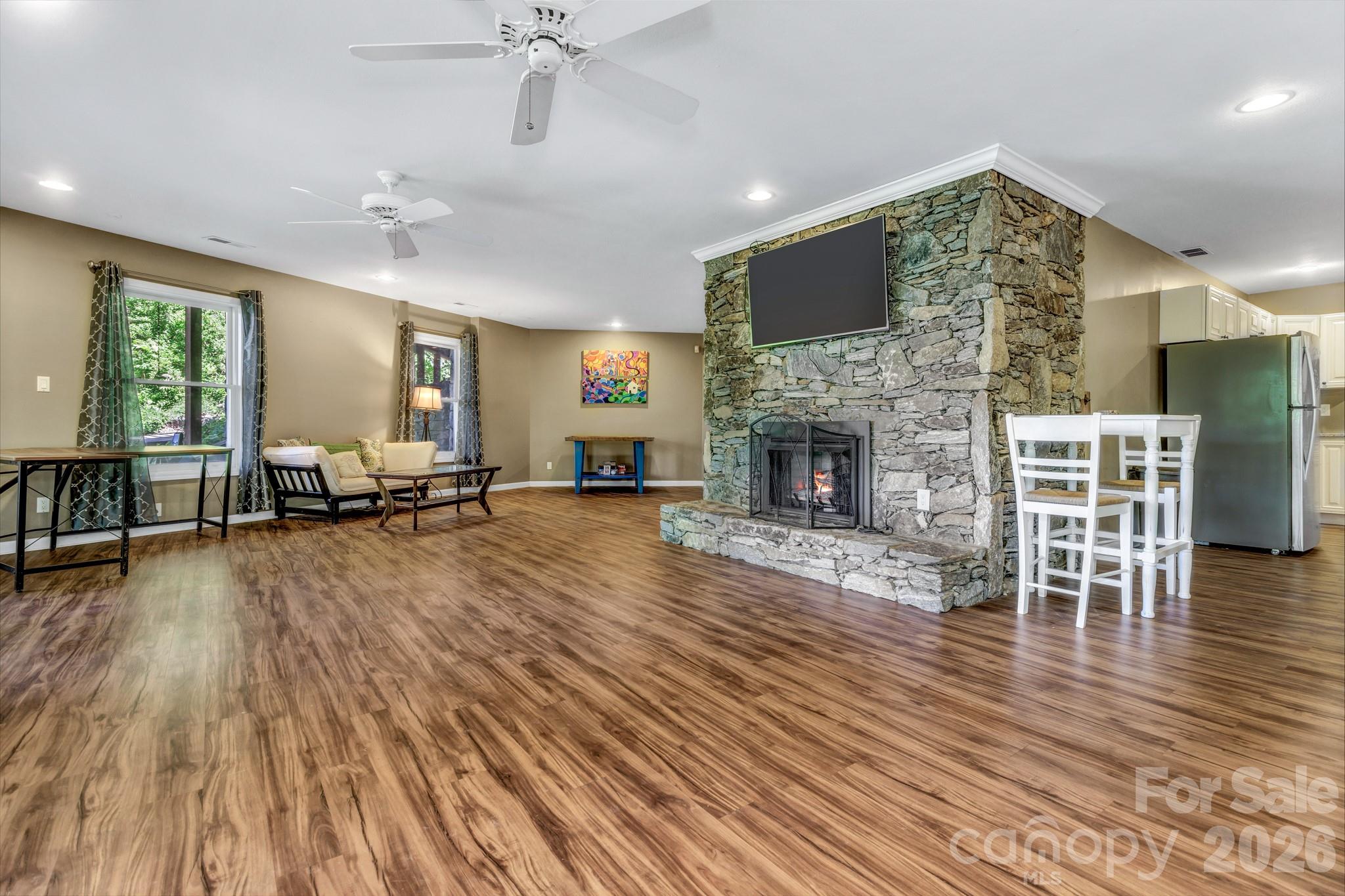 125 Winding Ridge Road — Fairview