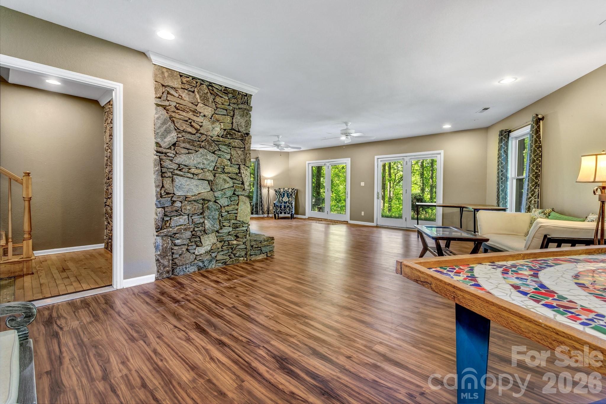 125 Winding Ridge Road — Fairview