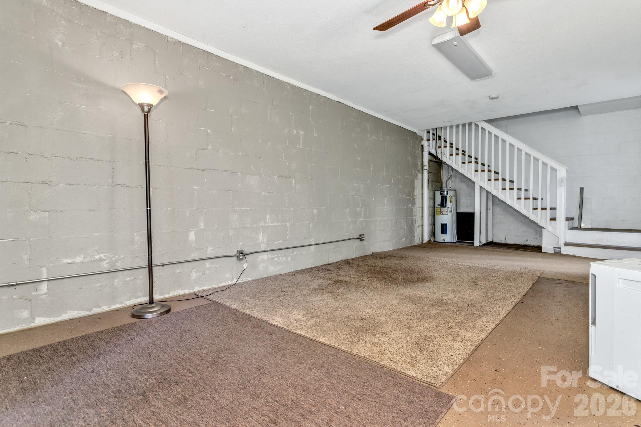 125 Winding Ridge Road — Fairview