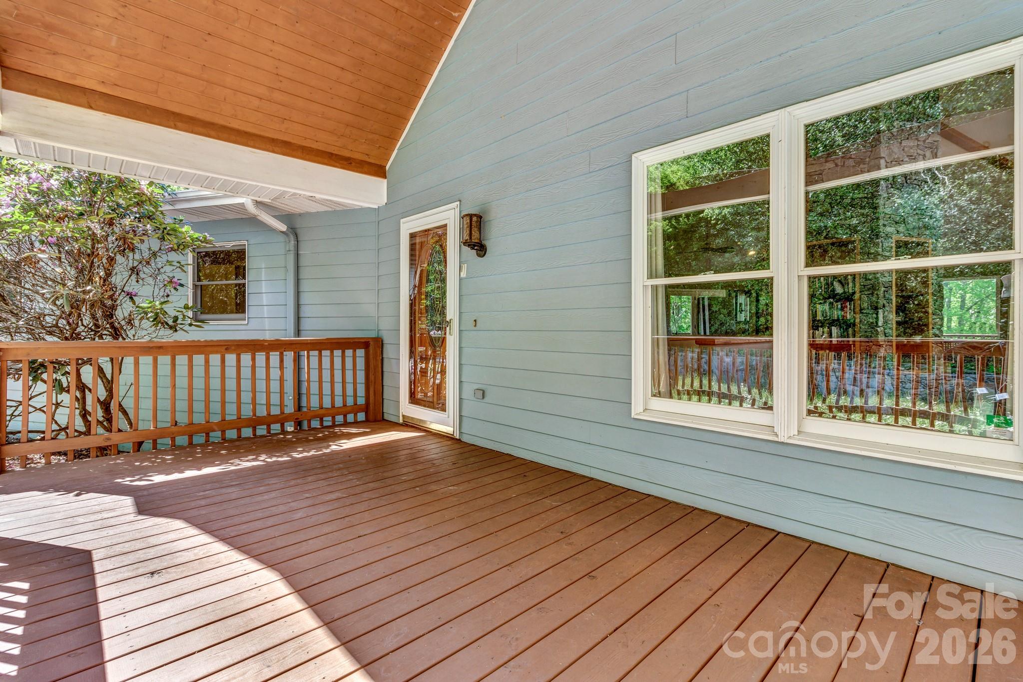 125 Winding Ridge Road — Fairview