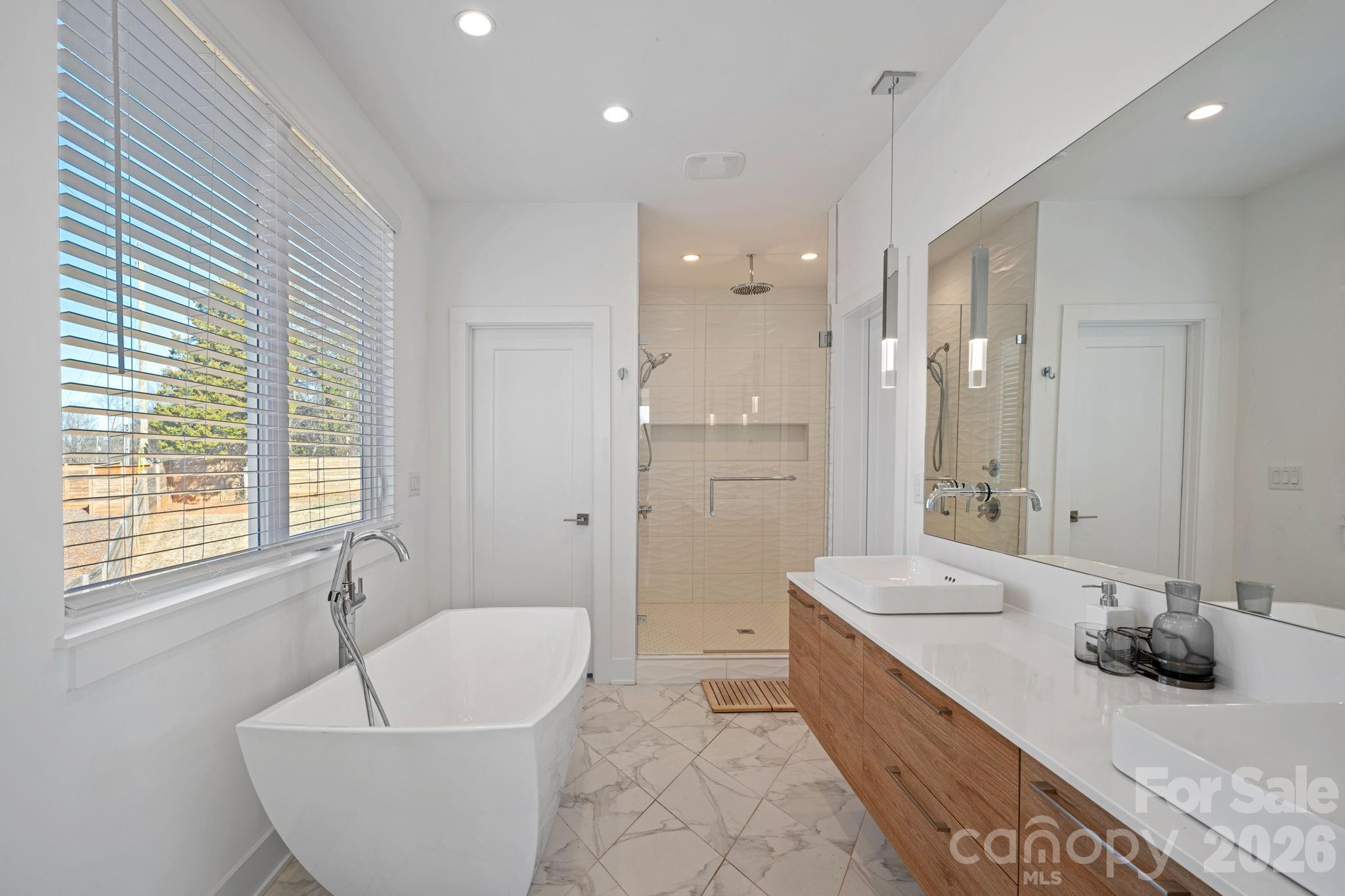 101 Mattoon Street — Charlotte