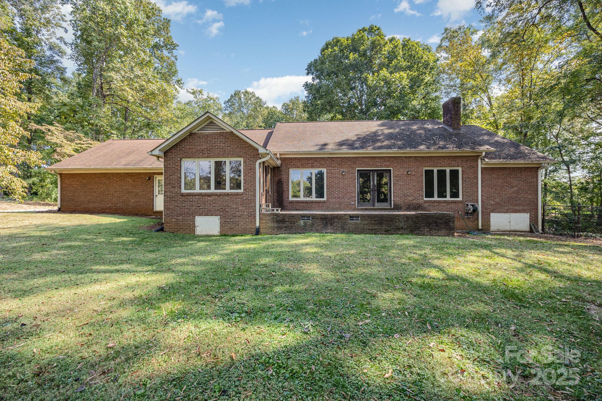 240 Partridge Run — Salisbury